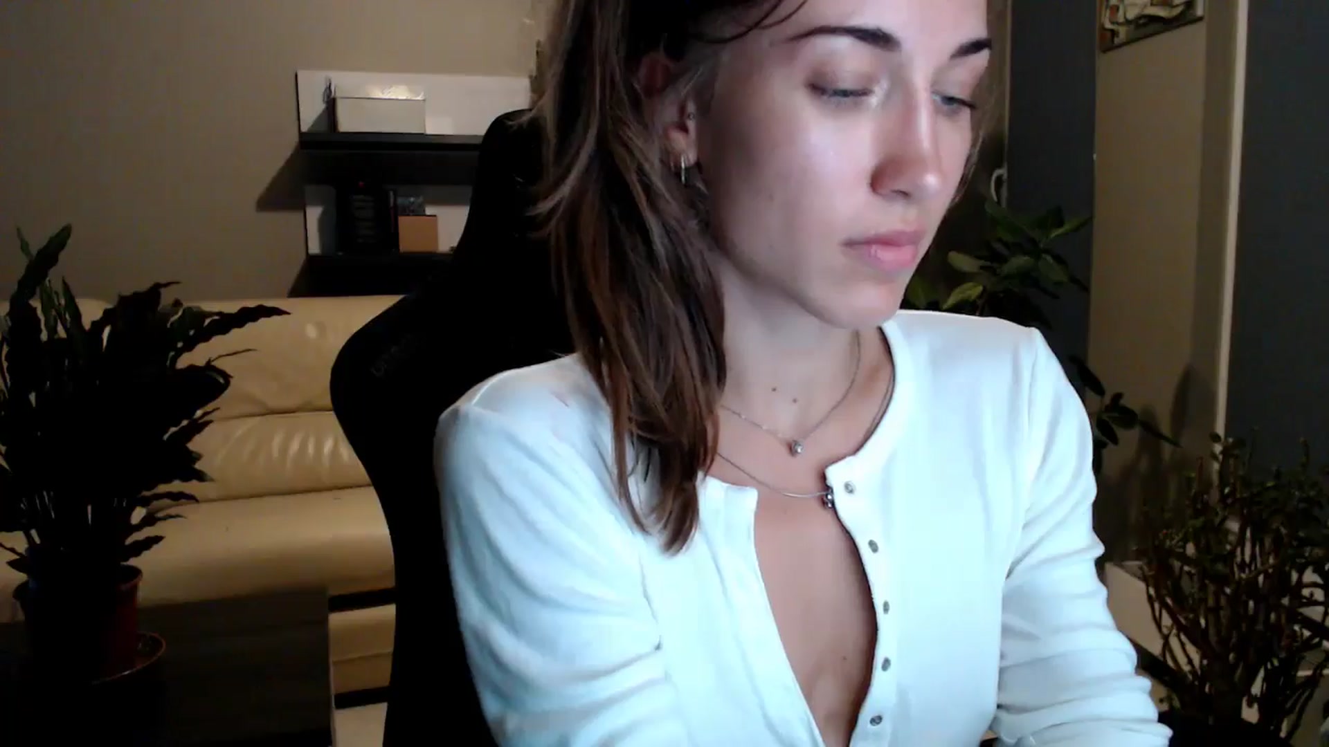 Gallery image thumbnail from GalaxyAnisia's myfreecams stream on, 07/08/2025, 19:28 image 20 of 20