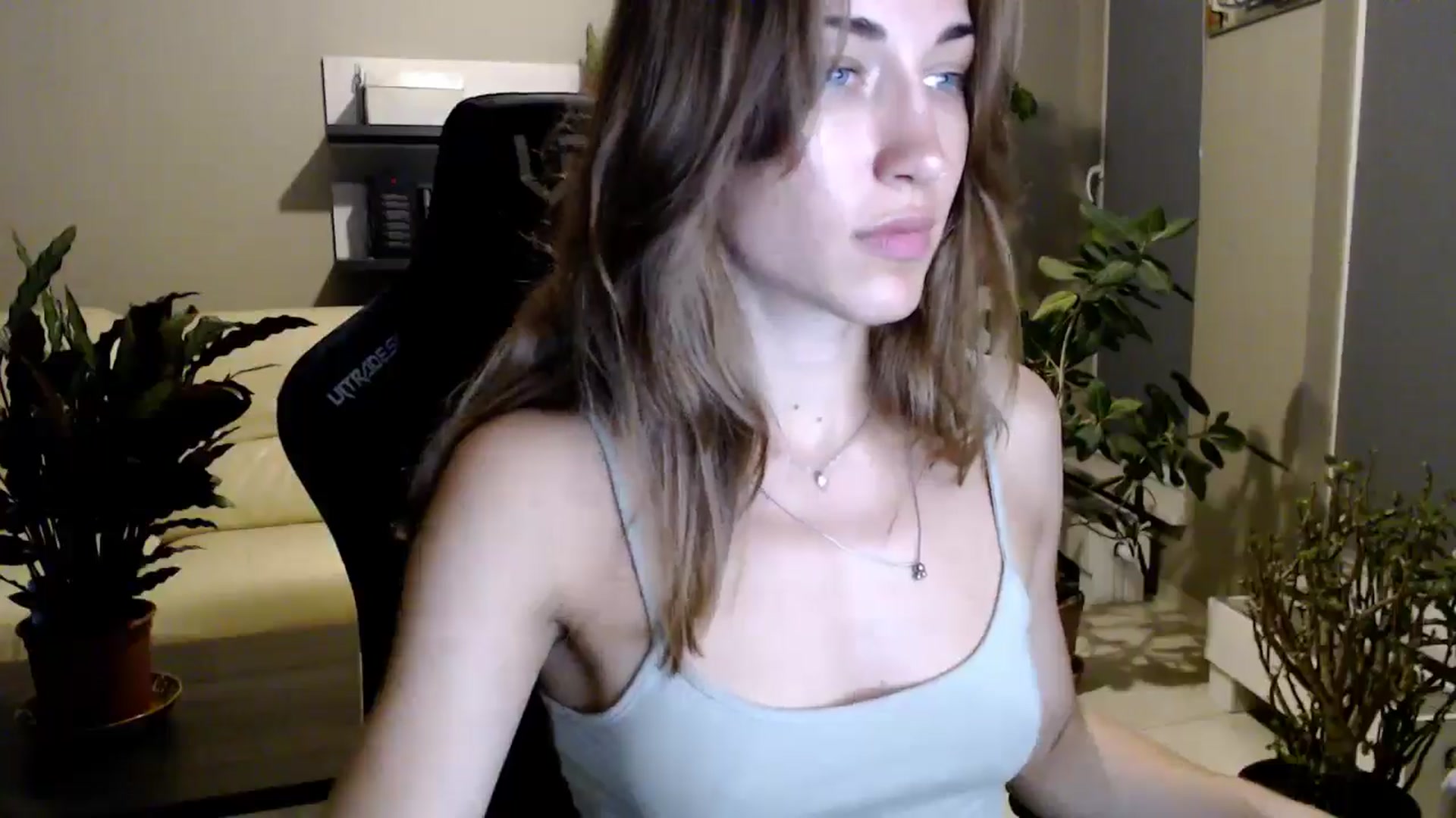 Gallery image thumbnail from GalaxyAnisia's myfreecams stream on, 07/08/2025, 20:32 image 4 of 20