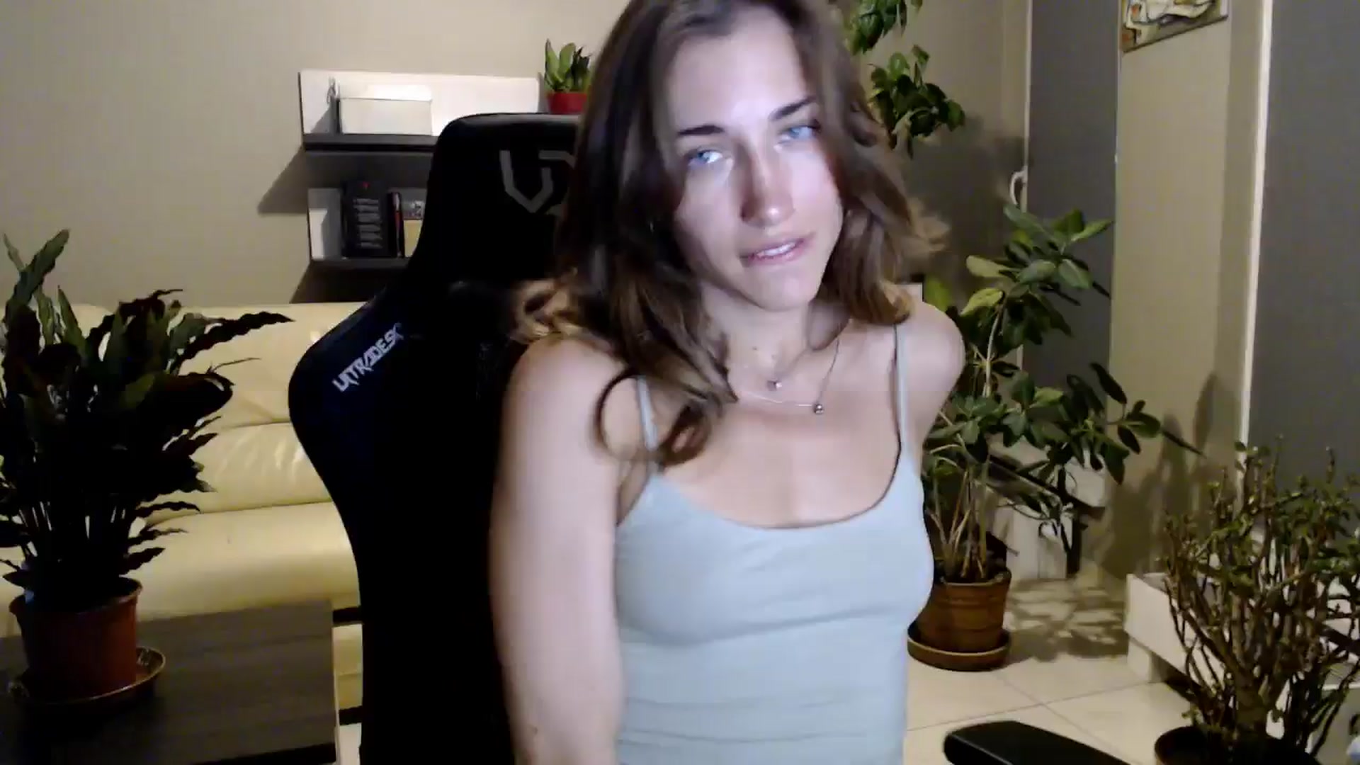 Gallery image thumbnail from GalaxyAnisia's myfreecams stream on, 07/08/2025, 20:32 image 8 of 20