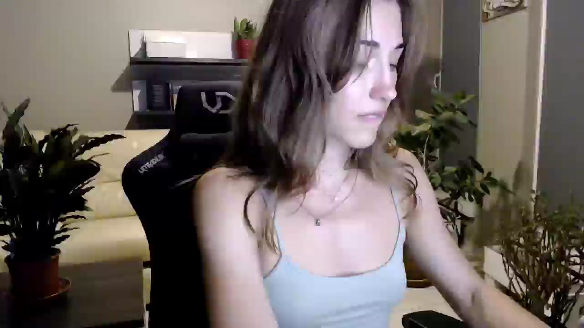 Gallery image thumbnail from GalaxyAnisia's myfreecams stream on, 07/08/2025, 20:32 image 14 of 20