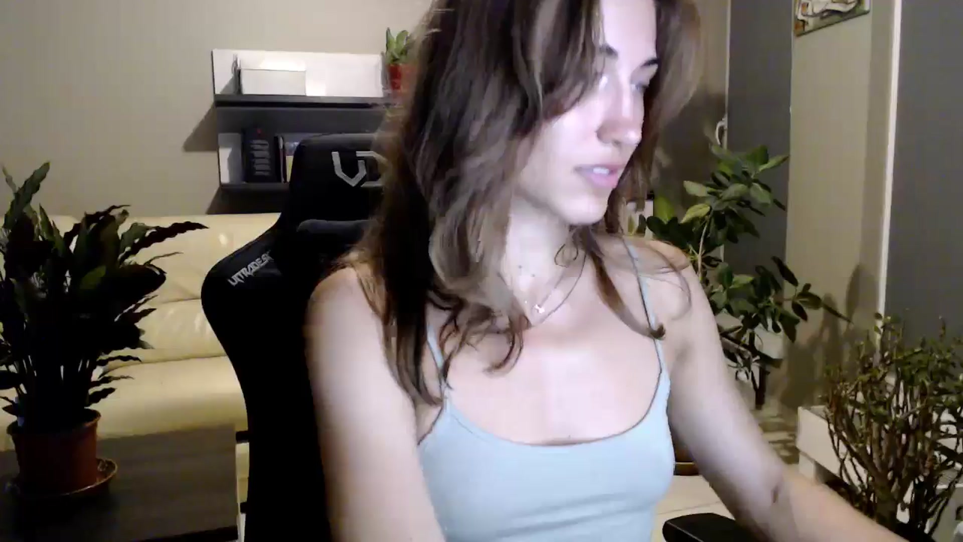 Gallery image thumbnail from GalaxyAnisia's myfreecams stream on, 07/08/2025, 20:32 image 15 of 20