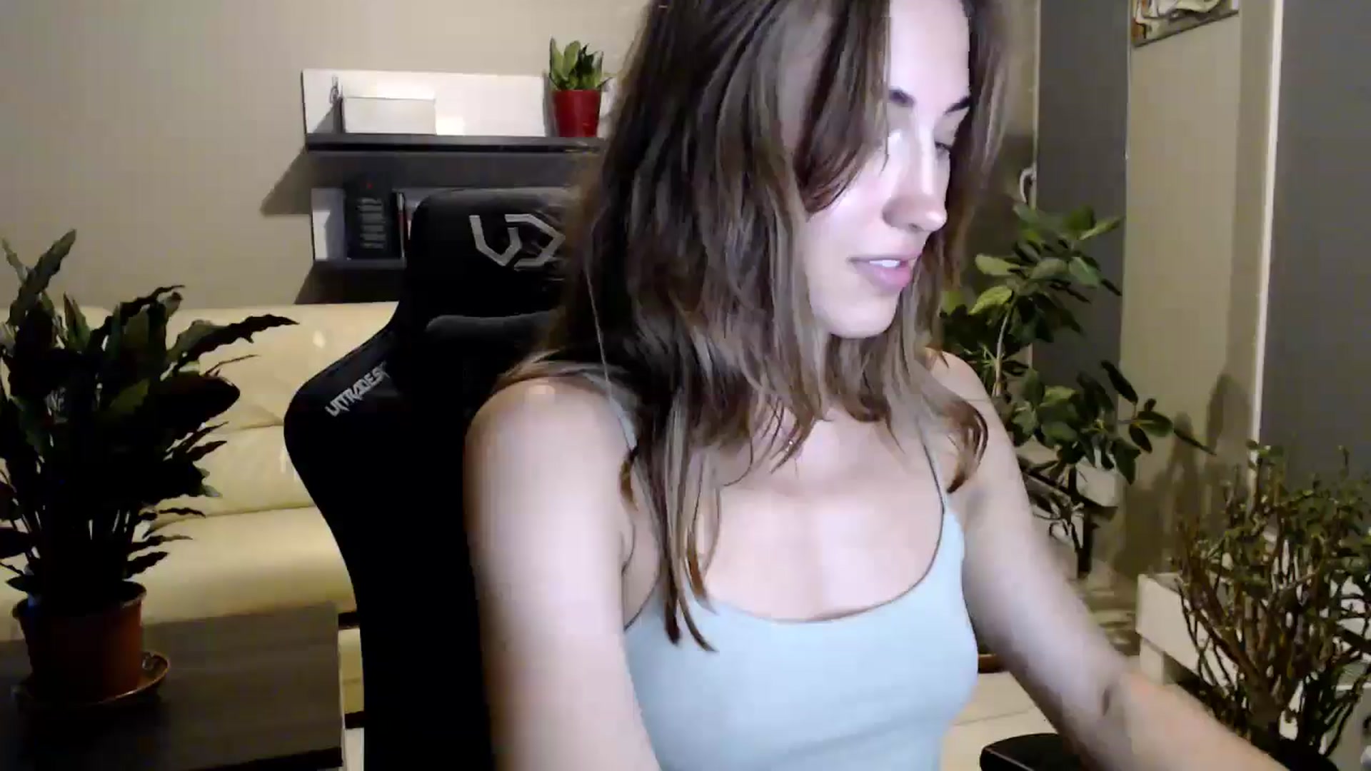 Gallery image thumbnail from GalaxyAnisia's myfreecams stream on, 07/08/2025, 20:59 image 5 of 20