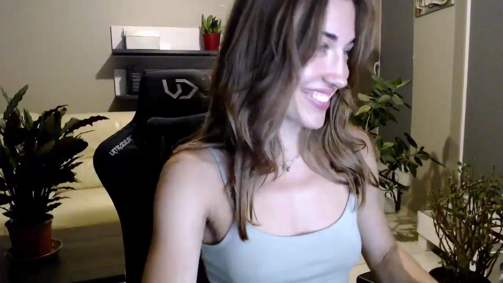 Gallery image thumbnail from GalaxyAnisia's myfreecams stream on, 07/08/2025, 20:59 image 7 of 20