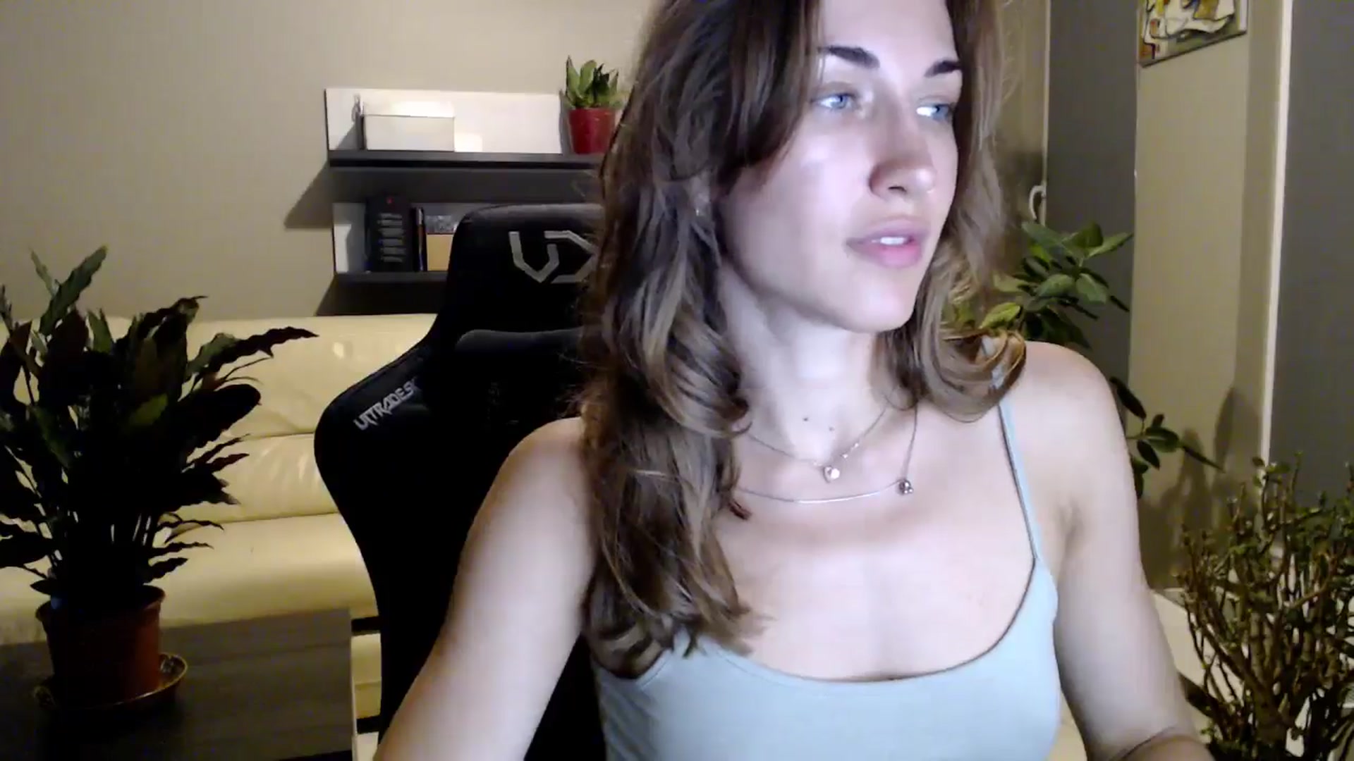 Gallery image thumbnail from GalaxyAnisia's myfreecams stream on, 07/08/2025, 22:33 image 2 of 20