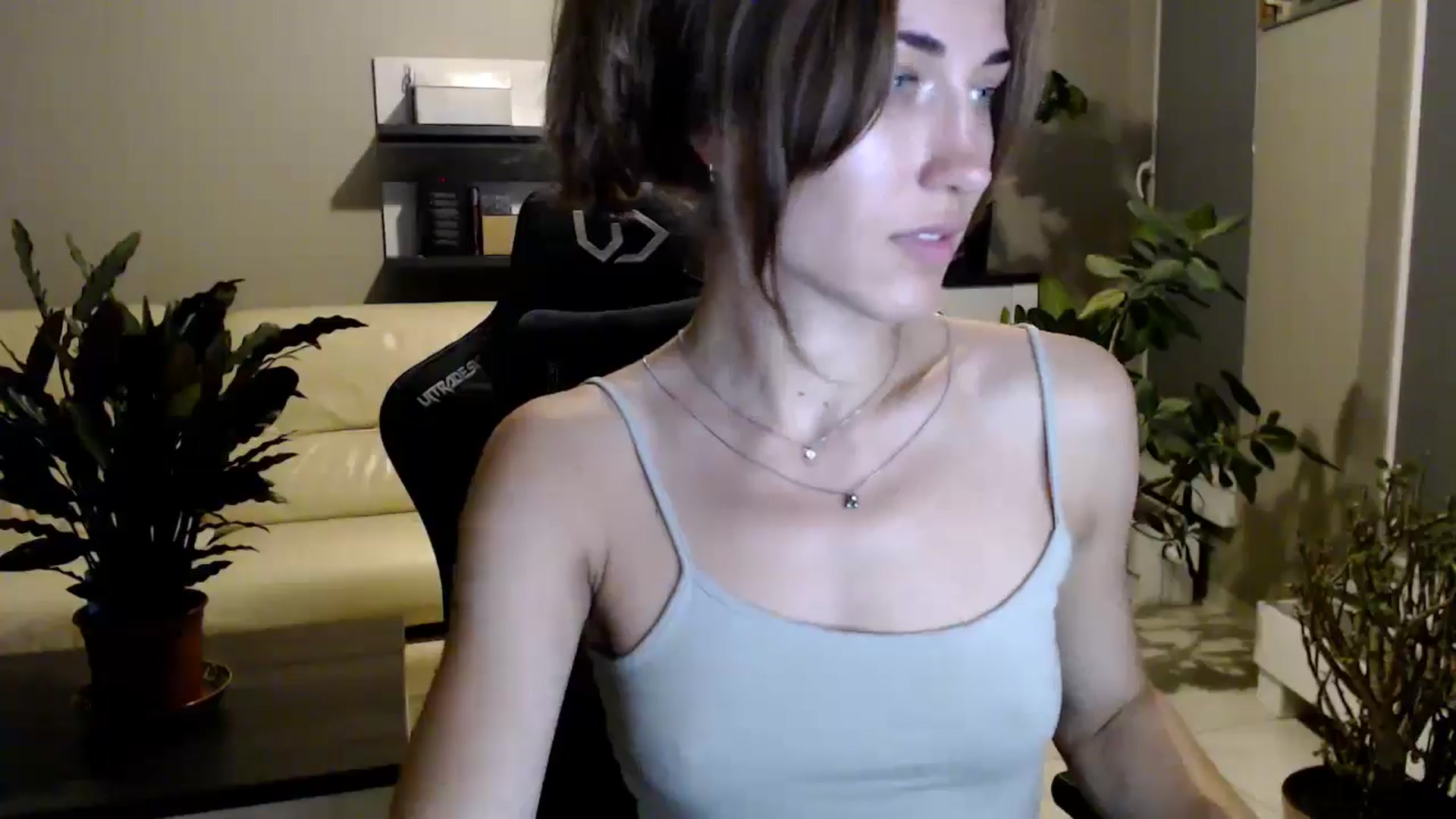Gallery image thumbnail from GalaxyAnisia's myfreecams stream on, 07/08/2025, 22:33 image 9 of 20