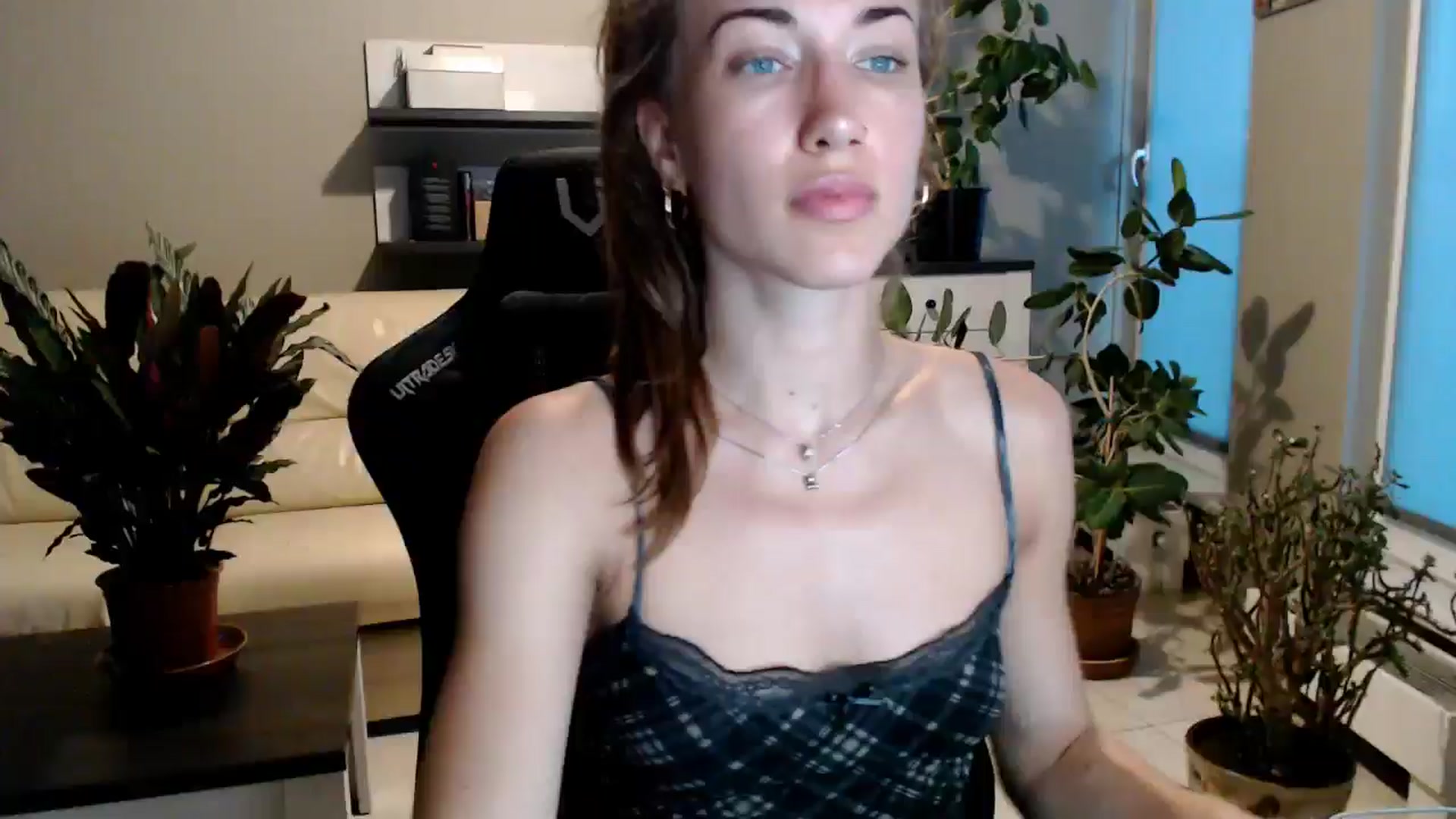 Gallery image thumbnail from GalaxyAnisia's myfreecams stream on, 07/22/2025, 18:52 image 13 of 20