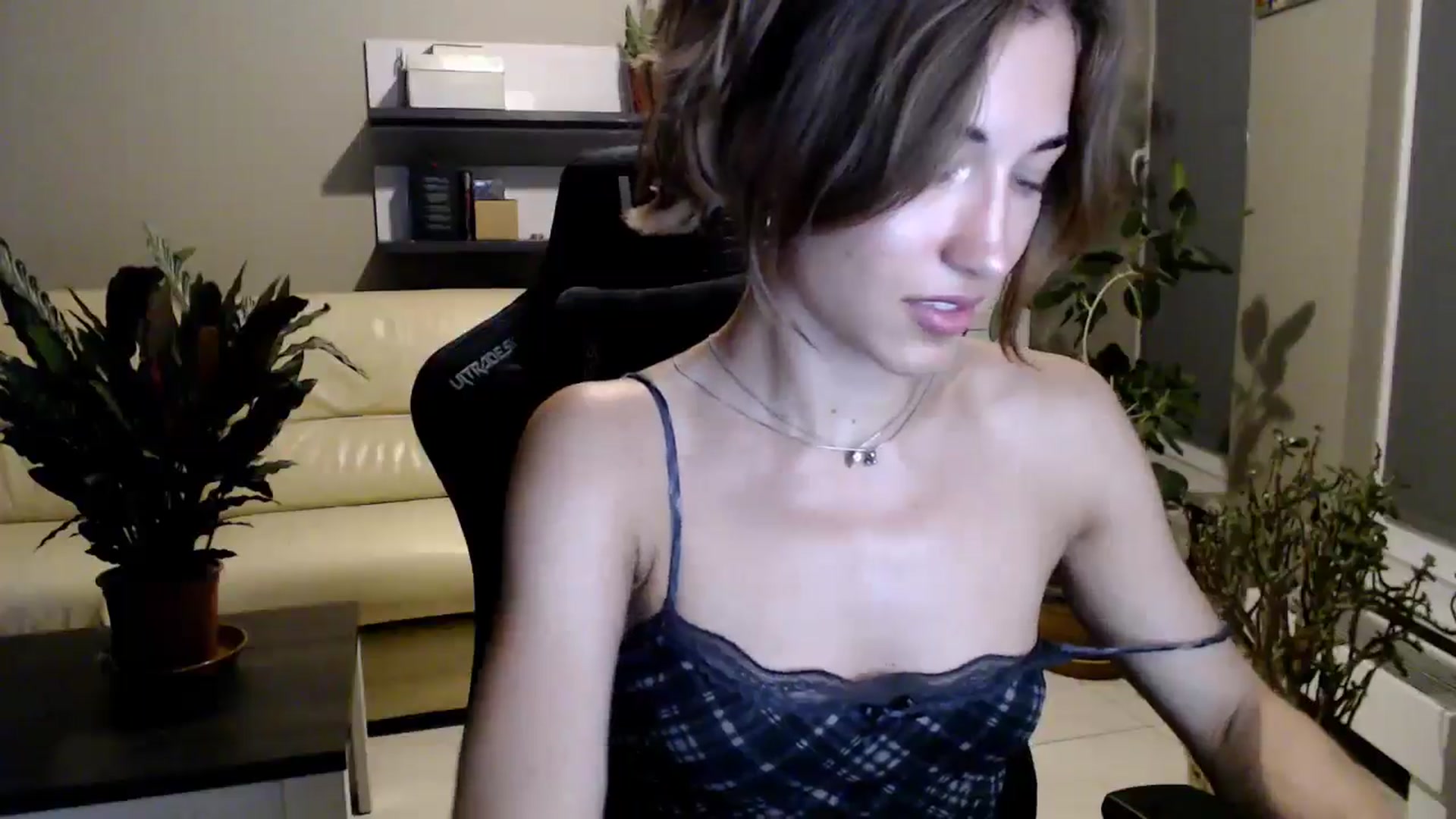 Gallery image thumbnail from GalaxyAnisia's myfreecams stream on, 07/22/2025, 19:45 image 18 of 20