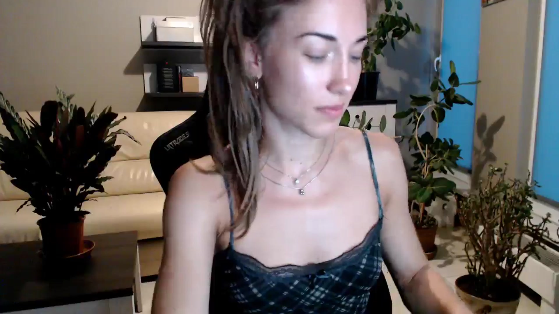 Gallery image thumbnail from GalaxyAnisia's myfreecams stream on, 07/22/2025, 19:45 image 2 of 20