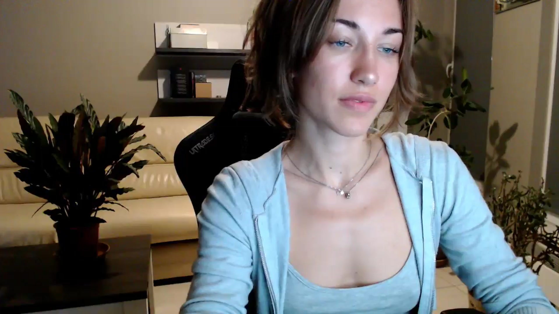 Gallery image thumbnail from GalaxyAnisia's myfreecams stream on, 07/23/2025, 20:13 image 18 of 20