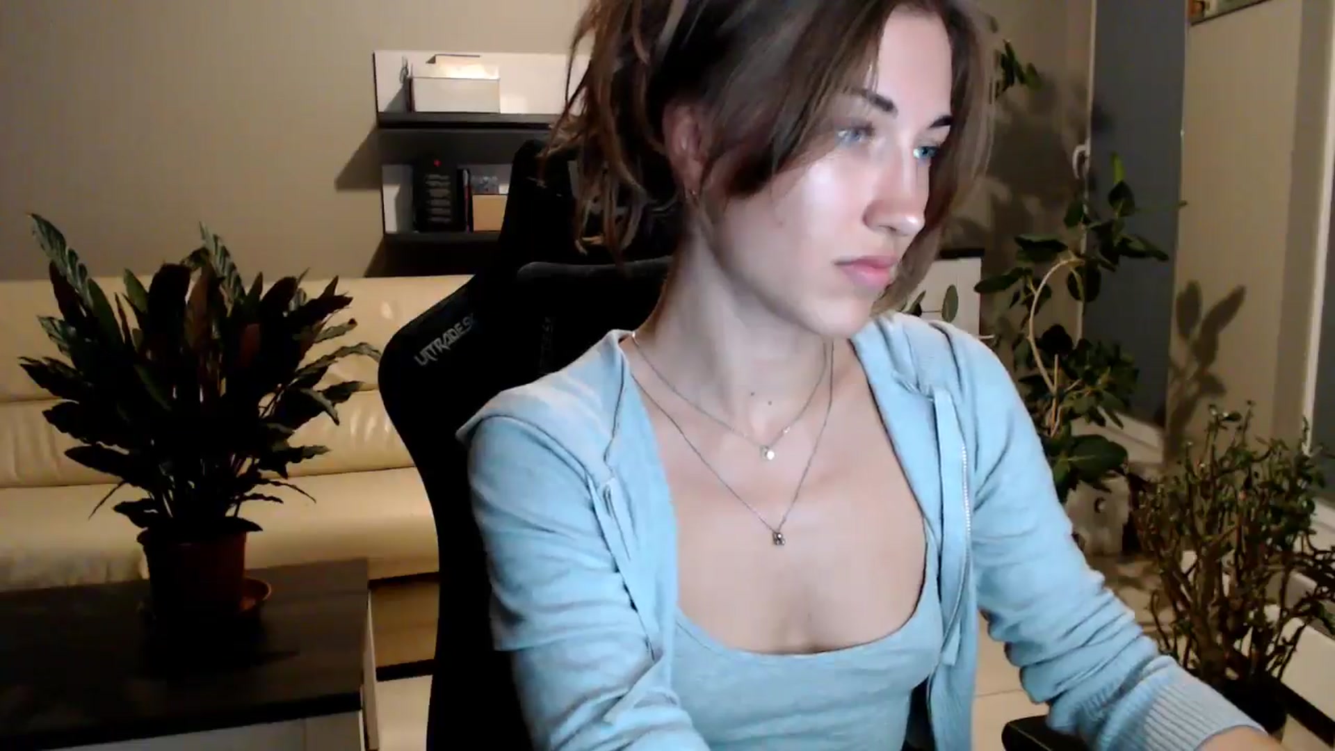 Gallery image thumbnail from GalaxyAnisia's myfreecams stream on, 07/23/2025, 20:13 image 13 of 20
