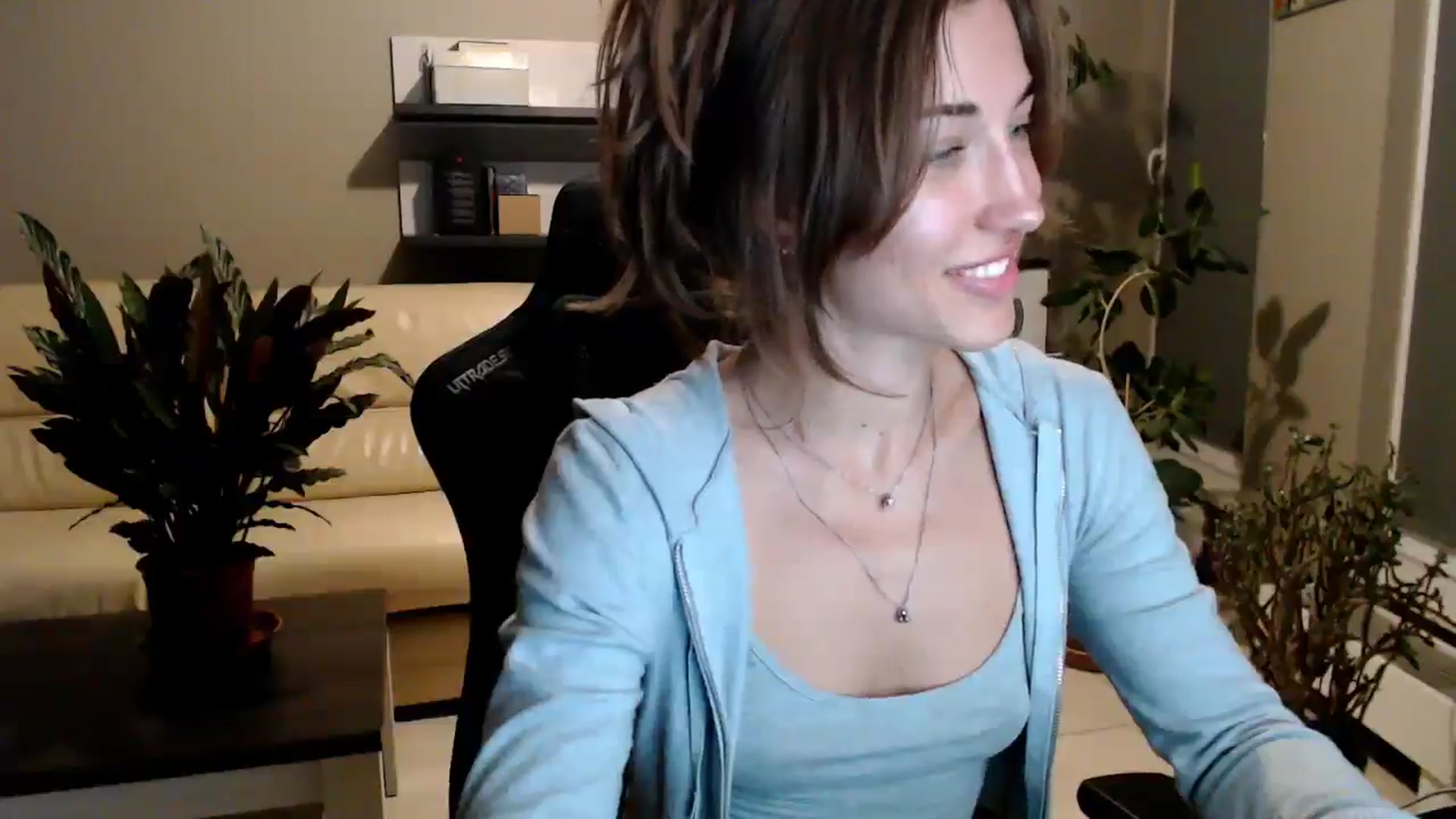 Gallery image thumbnail from GalaxyAnisia's myfreecams stream on, 07/23/2025, 22:06 image 7 of 20