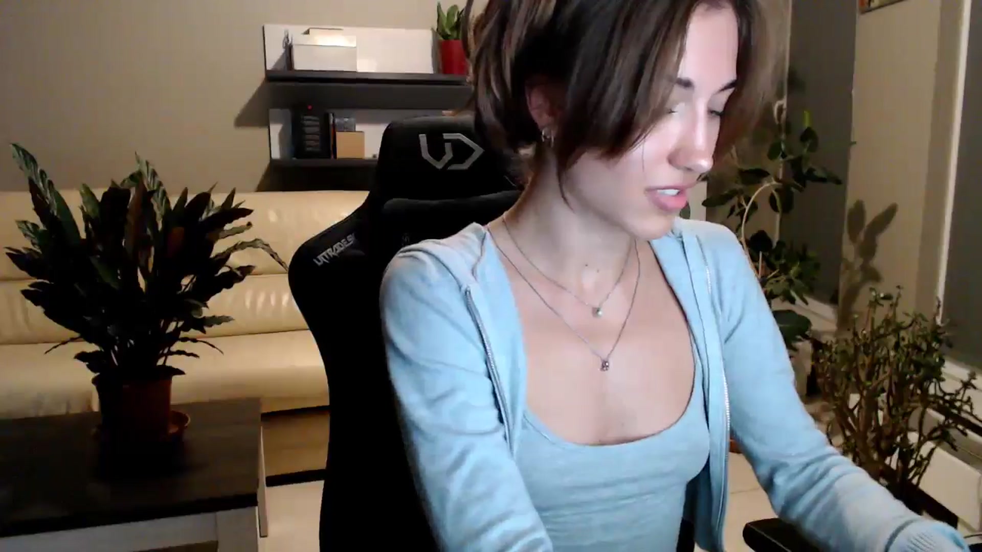 Gallery image thumbnail from GalaxyAnisia's myfreecams stream on, 07/23/2025, 22:06 image 12 of 20