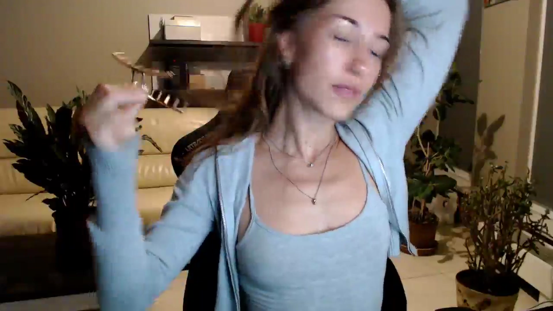 Gallery image thumbnail from GalaxyAnisia's myfreecams stream on, 07/23/2025, 22:06 image 9 of 20