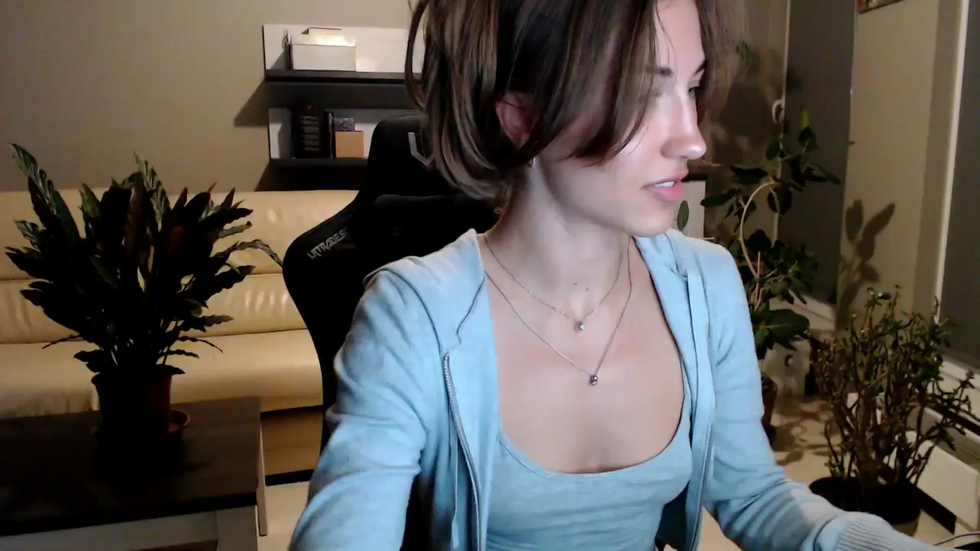 Gallery image thumbnail from GalaxyAnisia's myfreecams stream on, 07/23/2025, 22:06 image 19 of 20