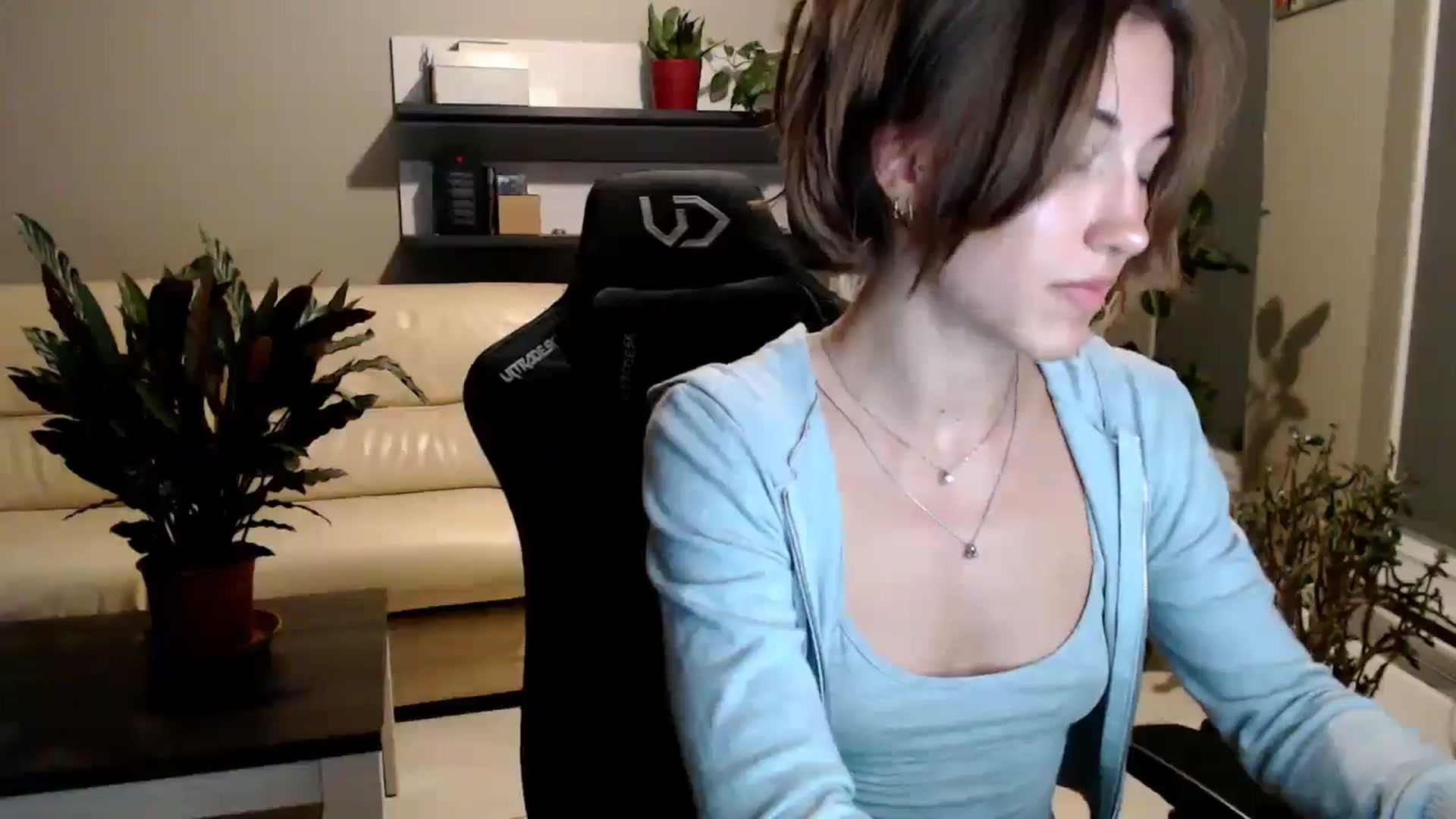 Gallery image thumbnail from GalaxyAnisia's myfreecams stream on, 07/23/2025, 22:06 image 17 of 20