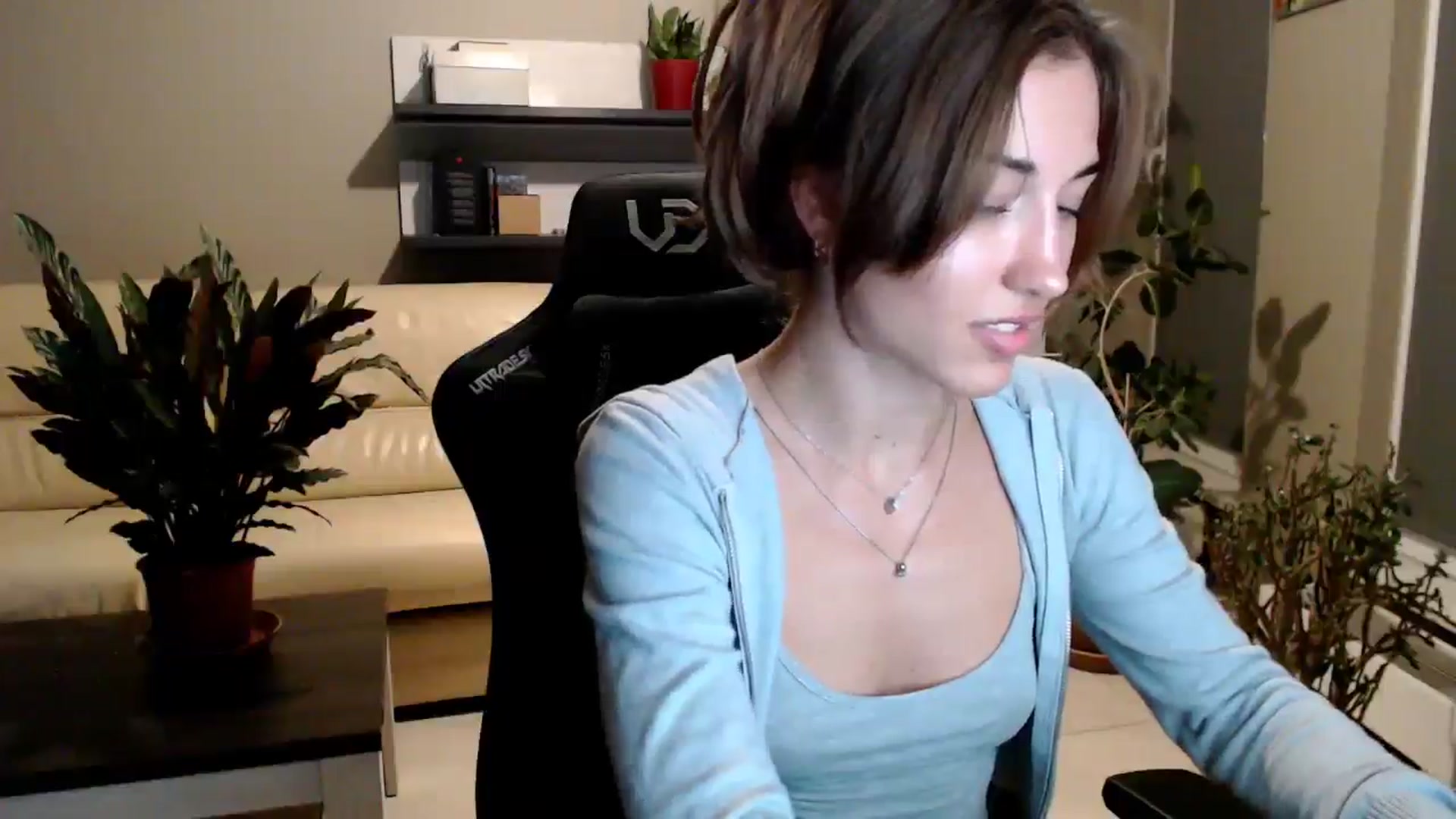 Gallery image thumbnail from GalaxyAnisia's myfreecams stream on, 07/23/2025, 22:06 image 14 of 20