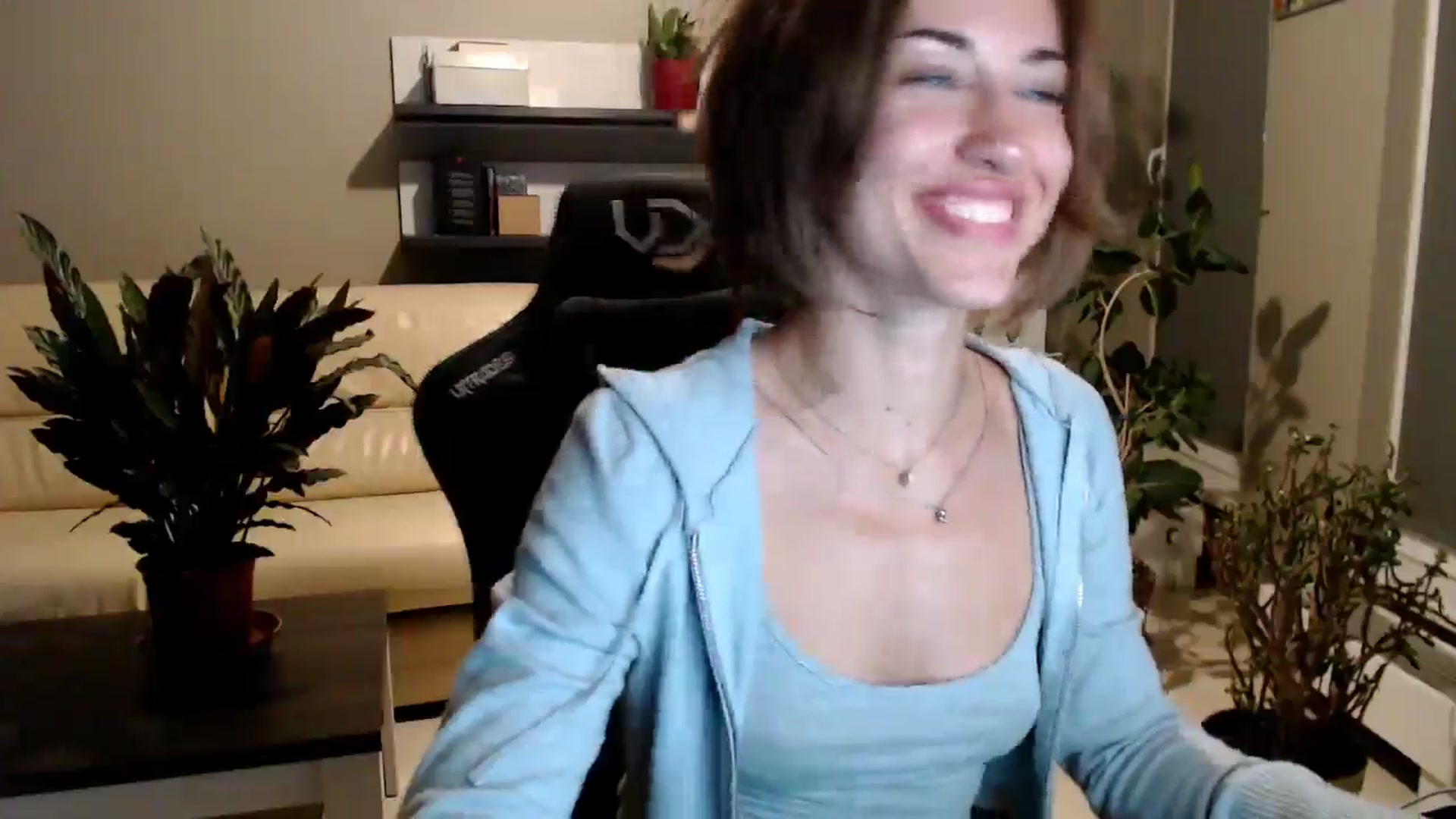 Gallery image thumbnail from GalaxyAnisia's myfreecams stream on, 07/23/2025, 22:06 image 5 of 20