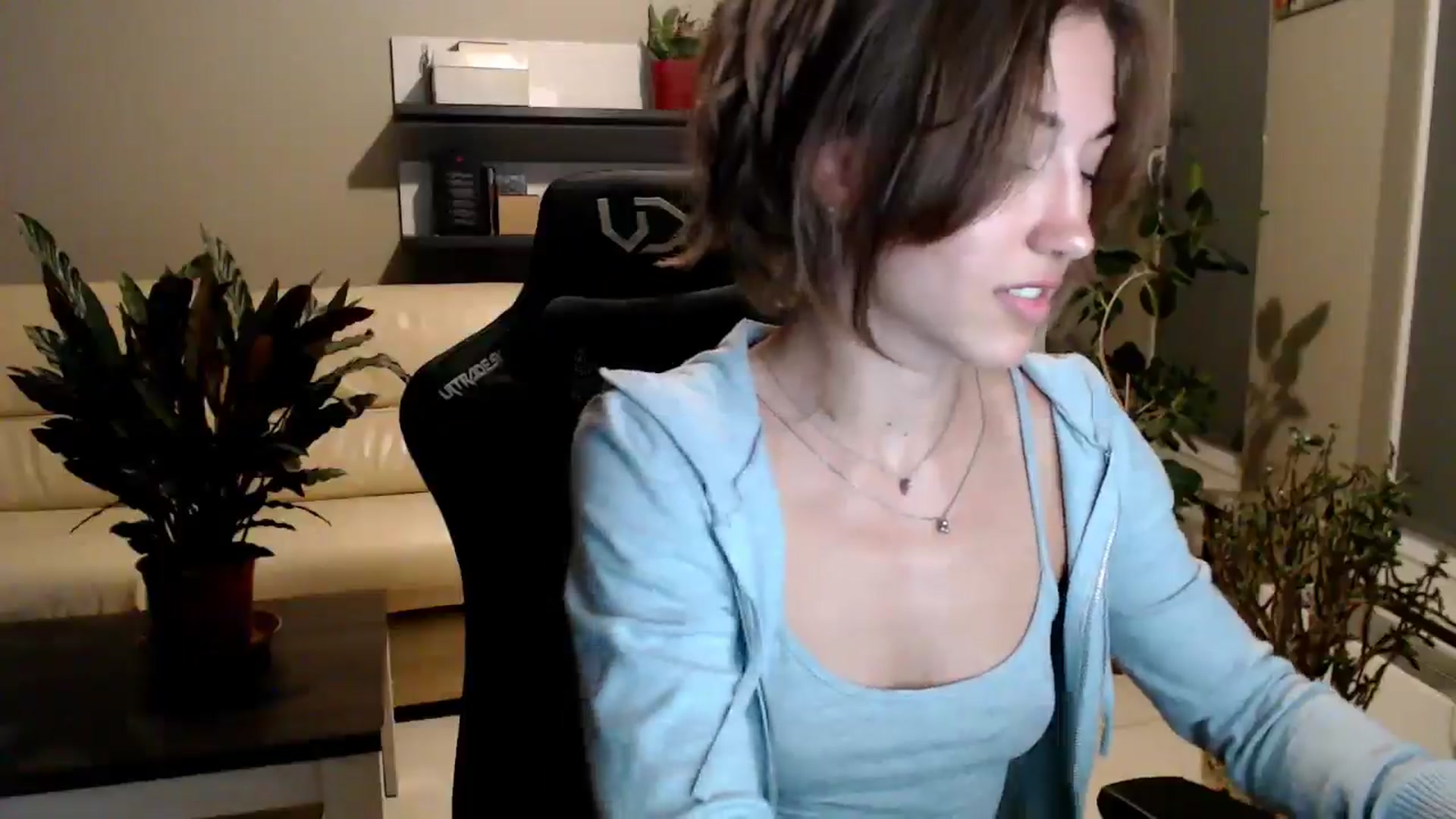 Gallery image thumbnail from GalaxyAnisia's myfreecams stream on, 07/23/2025, 22:06 image 4 of 20