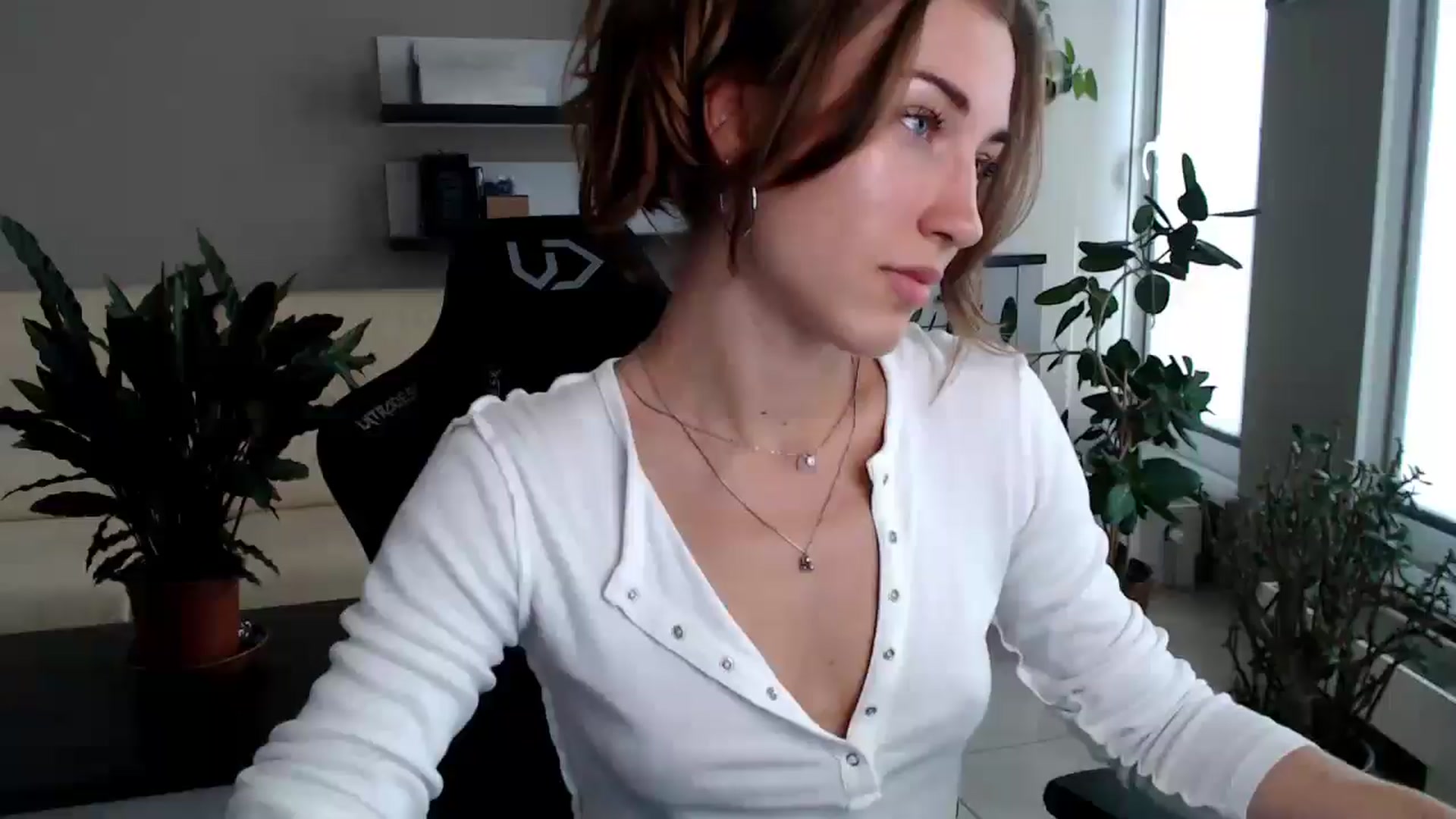 Gallery image thumbnail from GalaxyAnisia's myfreecams stream on, 07/28/2025, 17:24 image 1 of 20
