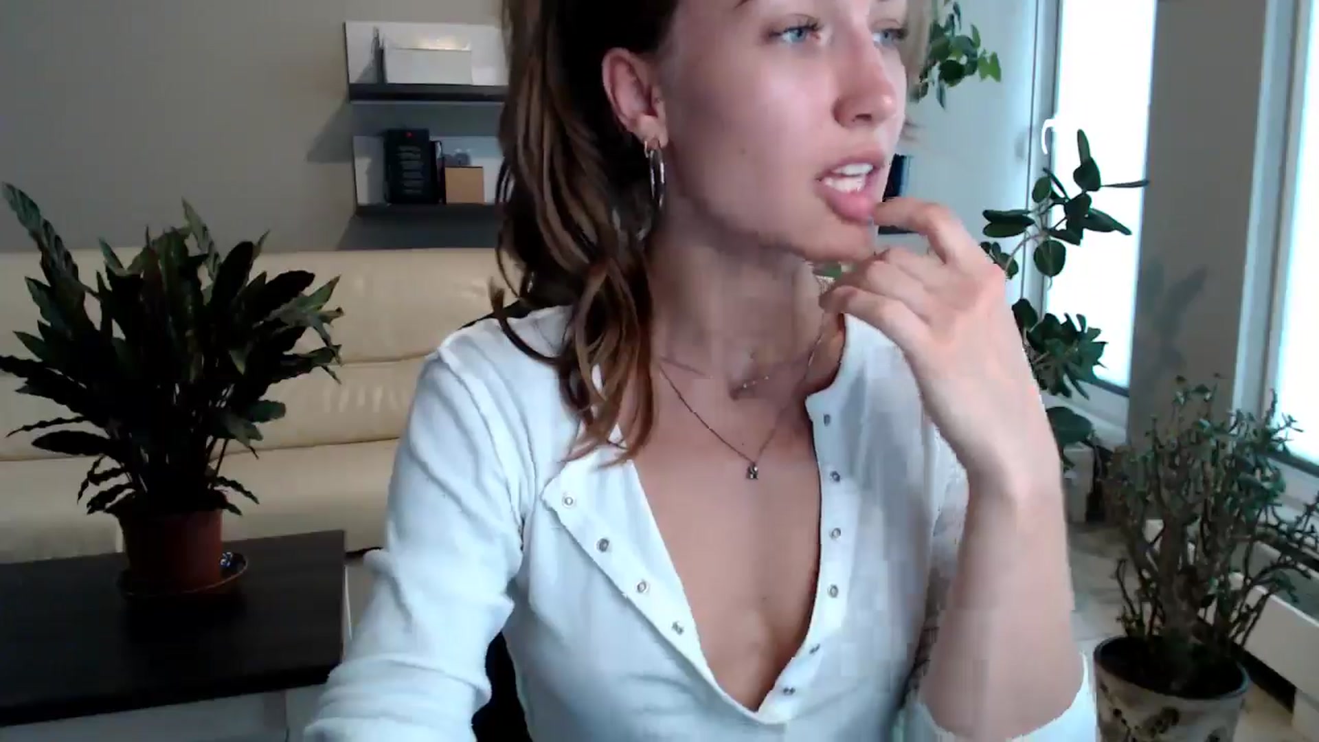 Gallery image thumbnail from GalaxyAnisia's myfreecams stream on, 07/28/2025, 17:24 image 16 of 20