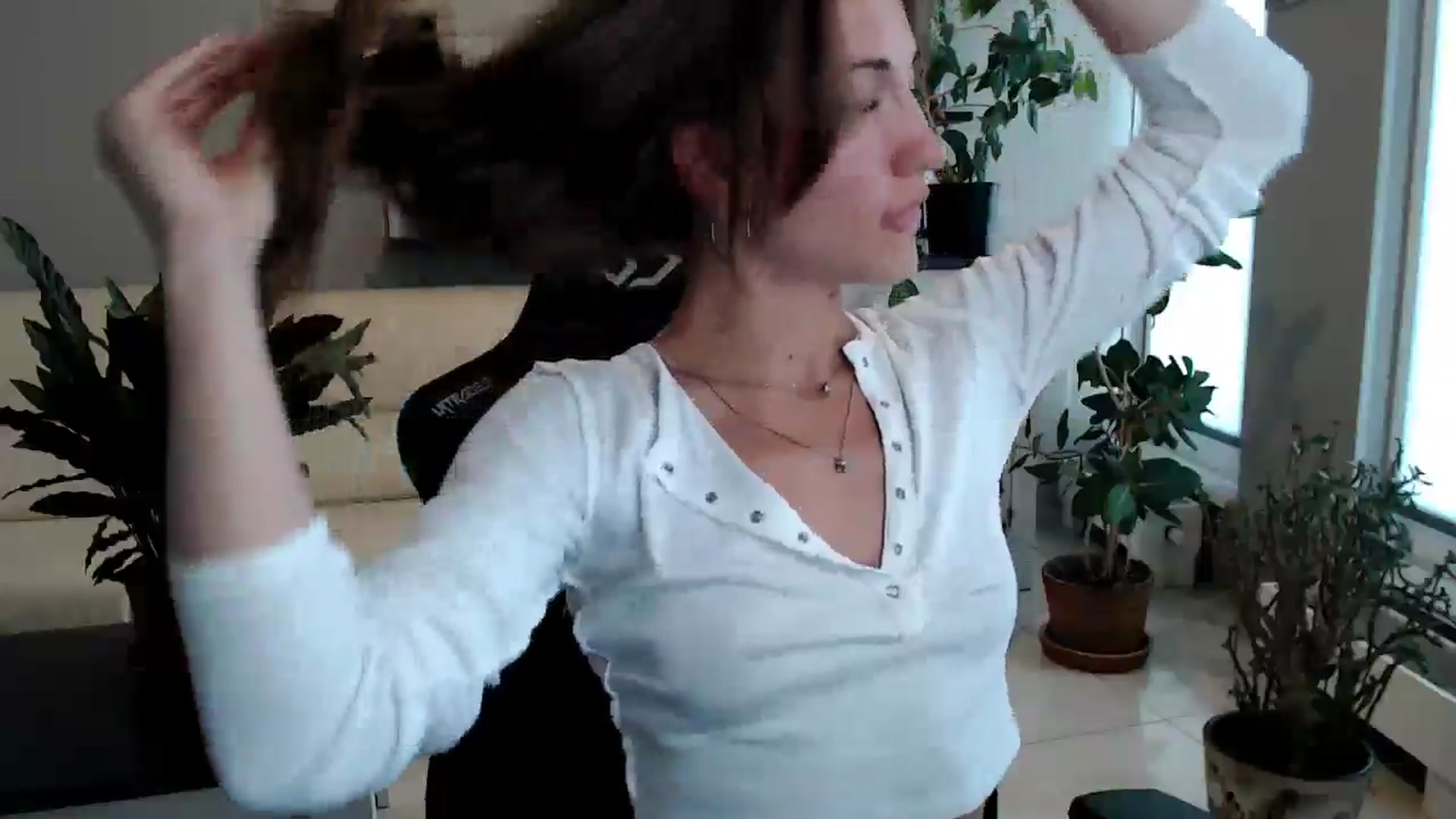 Gallery image thumbnail from GalaxyAnisia's myfreecams stream on, 07/28/2025, 17:24 image 3 of 20