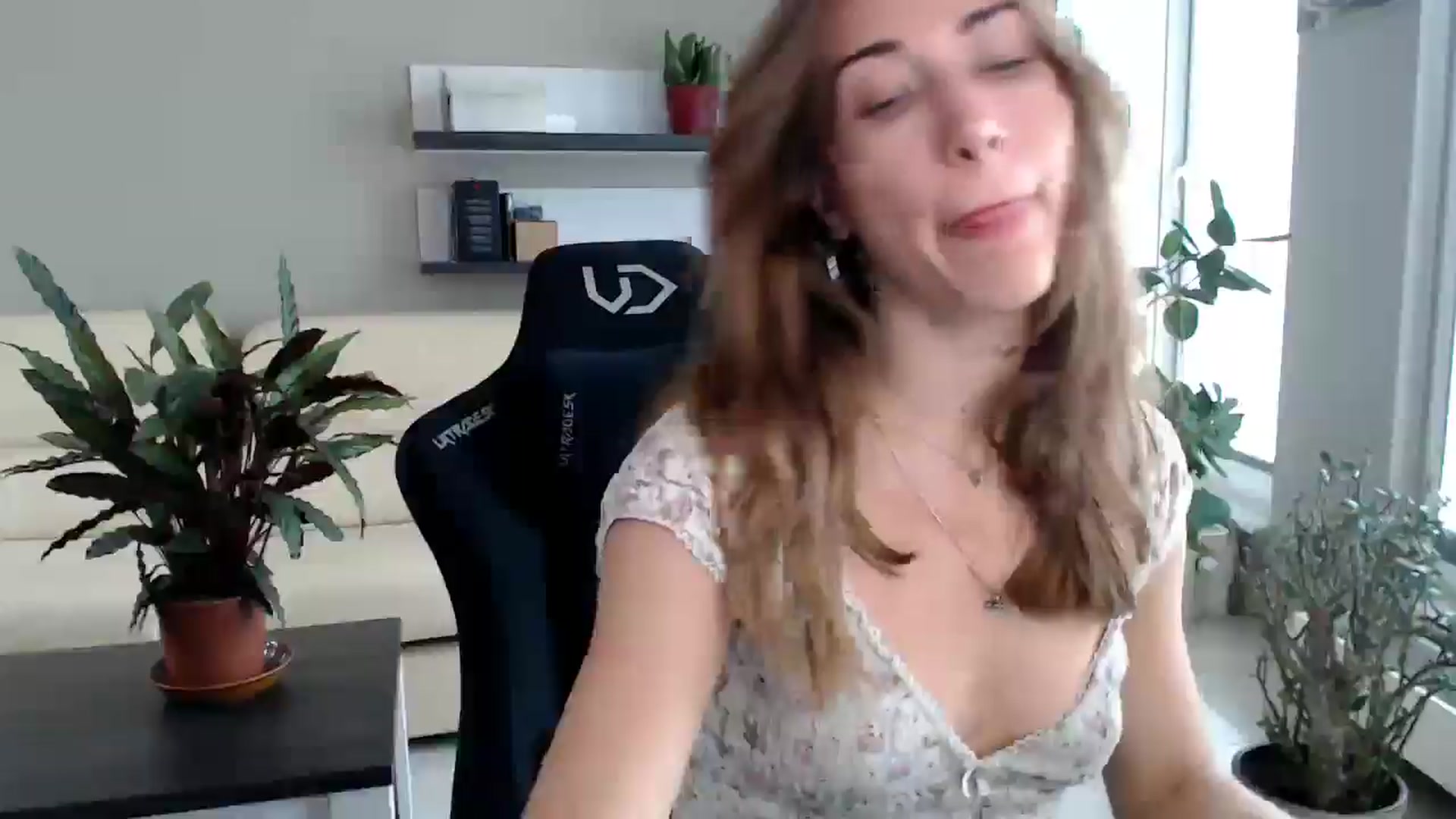 Gallery image thumbnail from GalaxyAnisia's myfreecams stream on, 07/29/2025, 13:56 image 9 of 20