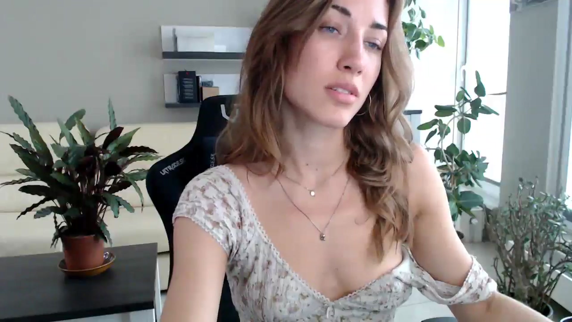 Gallery image thumbnail from GalaxyAnisia's myfreecams stream on, 07/29/2025, 13:56 image 17 of 20