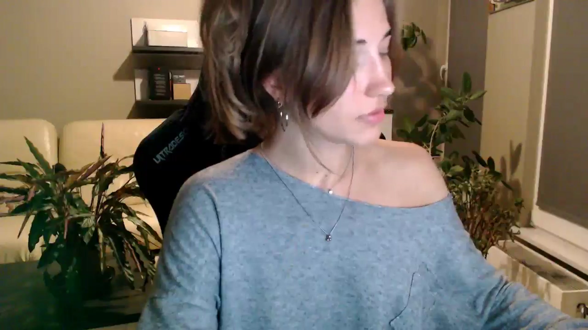 Gallery image thumbnail from GalaxyAnisia's myfreecams stream on, 08/24/2025, 22:49 image 19 of 20