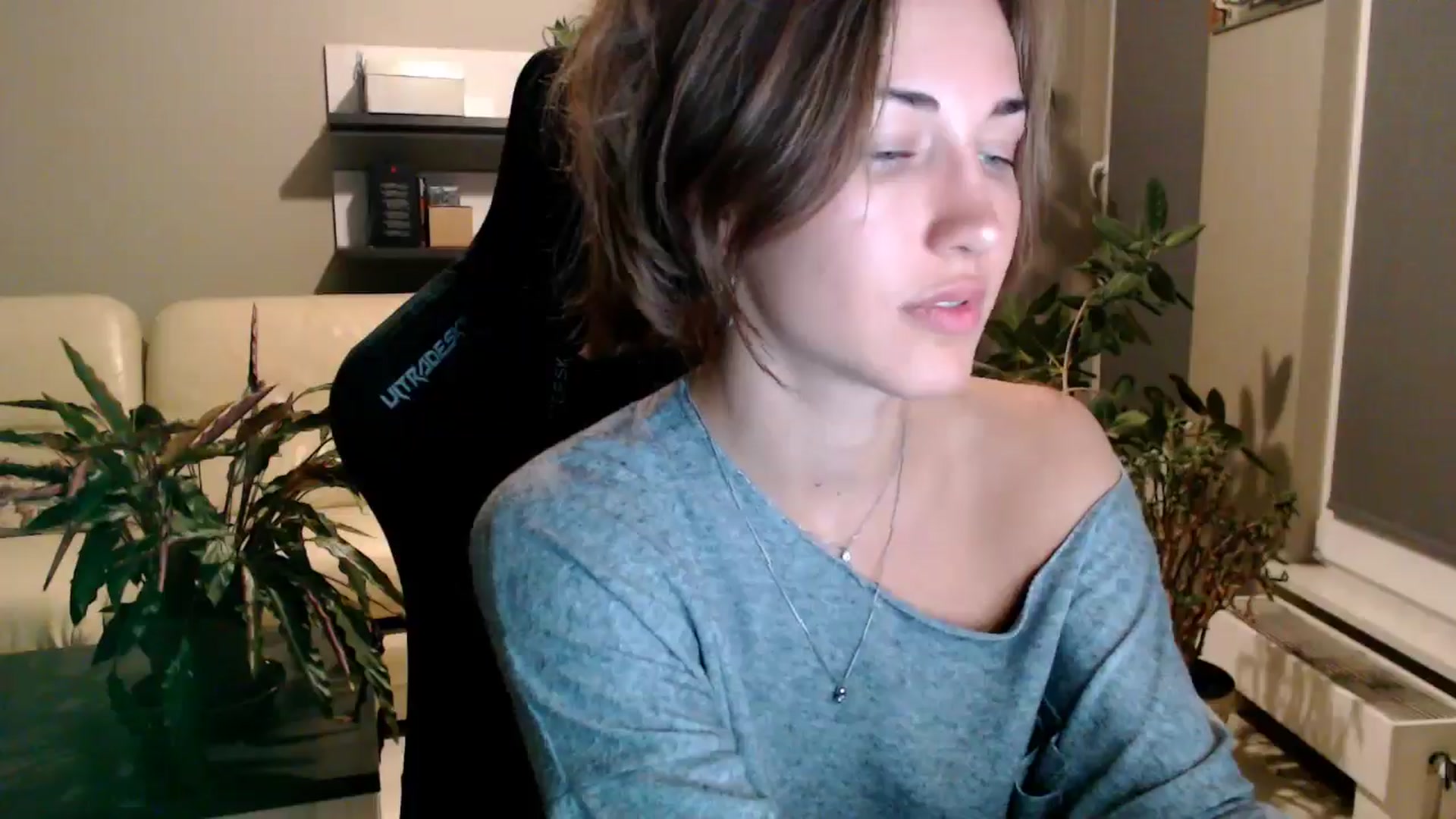 Gallery image thumbnail from GalaxyAnisia's myfreecams stream on, 08/24/2025, 22:49 image 18 of 20