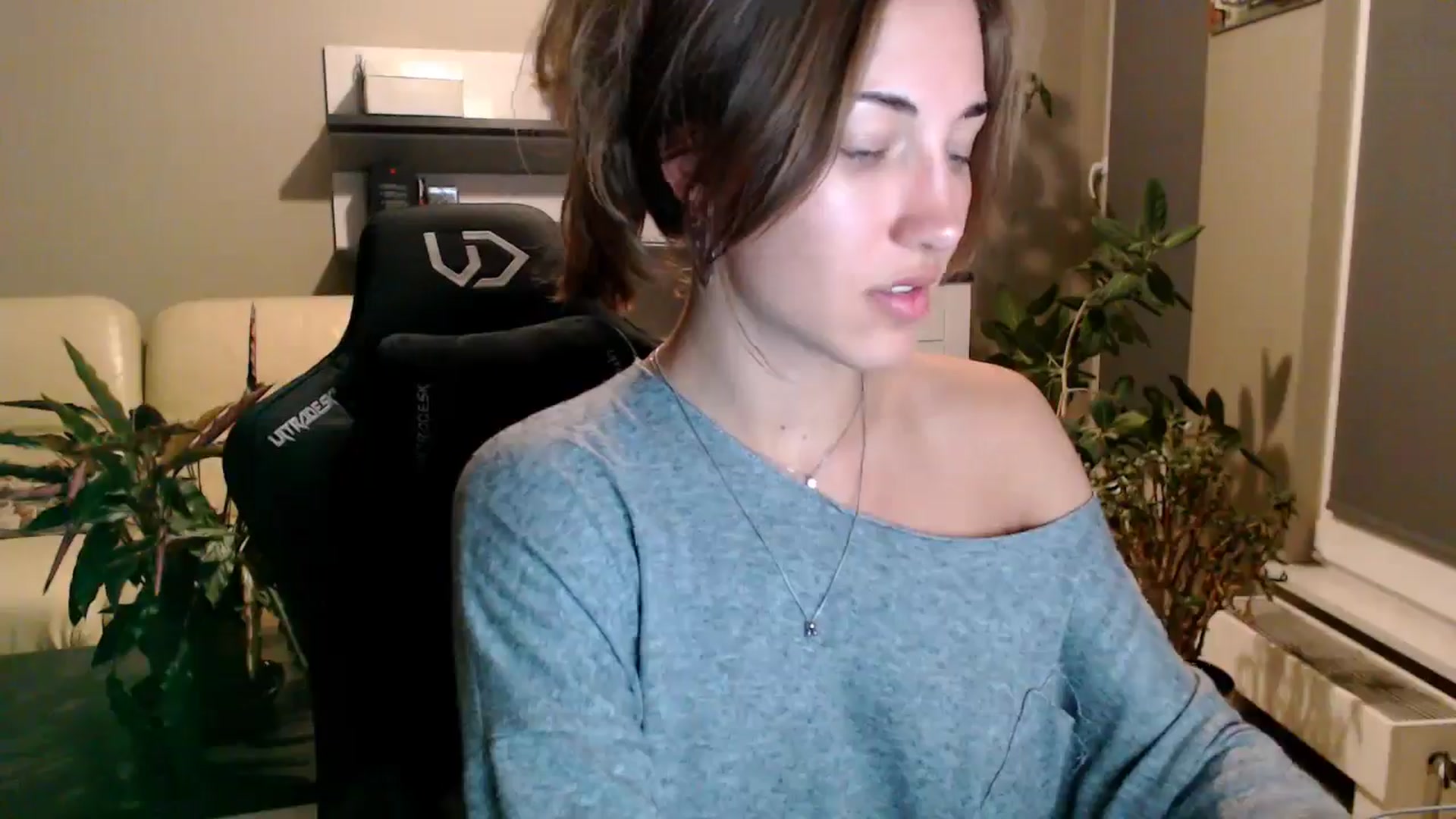 Gallery image thumbnail from GalaxyAnisia's myfreecams stream on, 08/24/2025, 22:49 image 2 of 20