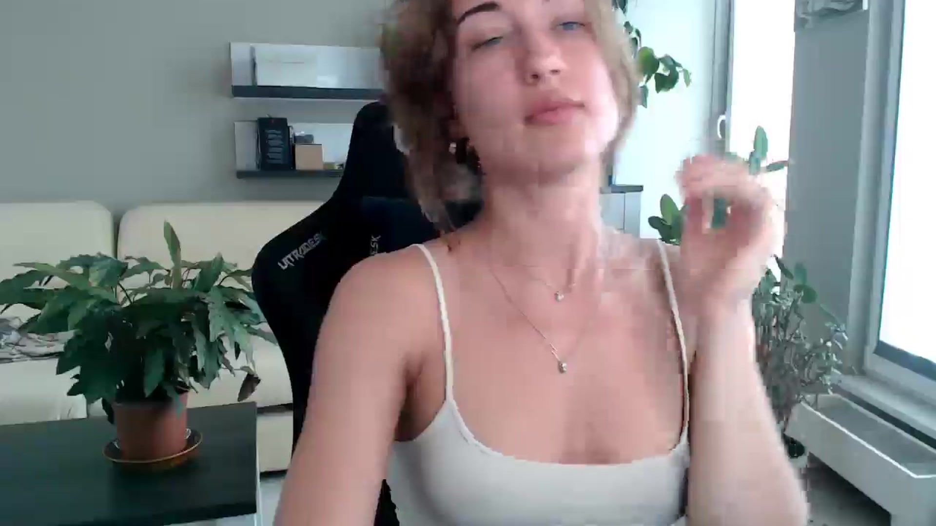 Gallery image thumbnail from GalaxyAnisia's myfreecams stream on, 08/29/2025, 10:36 image 7 of 20