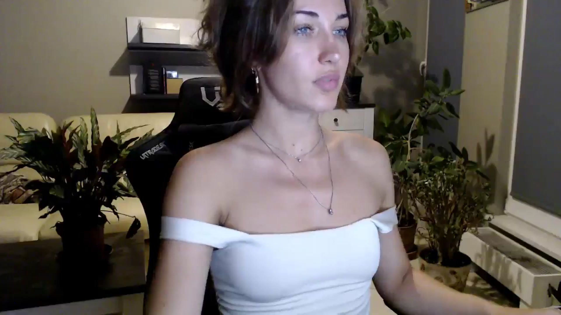 Gallery image thumbnail from GalaxyAnisia's myfreecams stream on, 09/01/2025, 18:12 image 6 of 20
