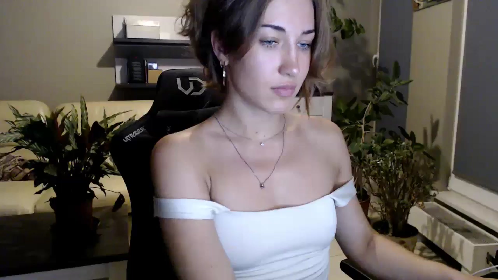 Gallery image thumbnail from GalaxyAnisia's myfreecams stream on, 09/01/2025, 18:12 image 5 of 20
