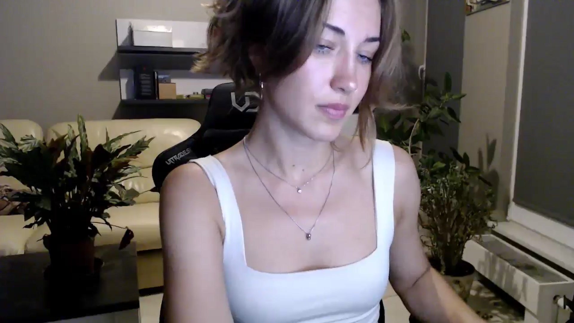 Gallery image thumbnail from GalaxyAnisia's myfreecams stream on, 09/01/2025, 19:02 image 2 of 20