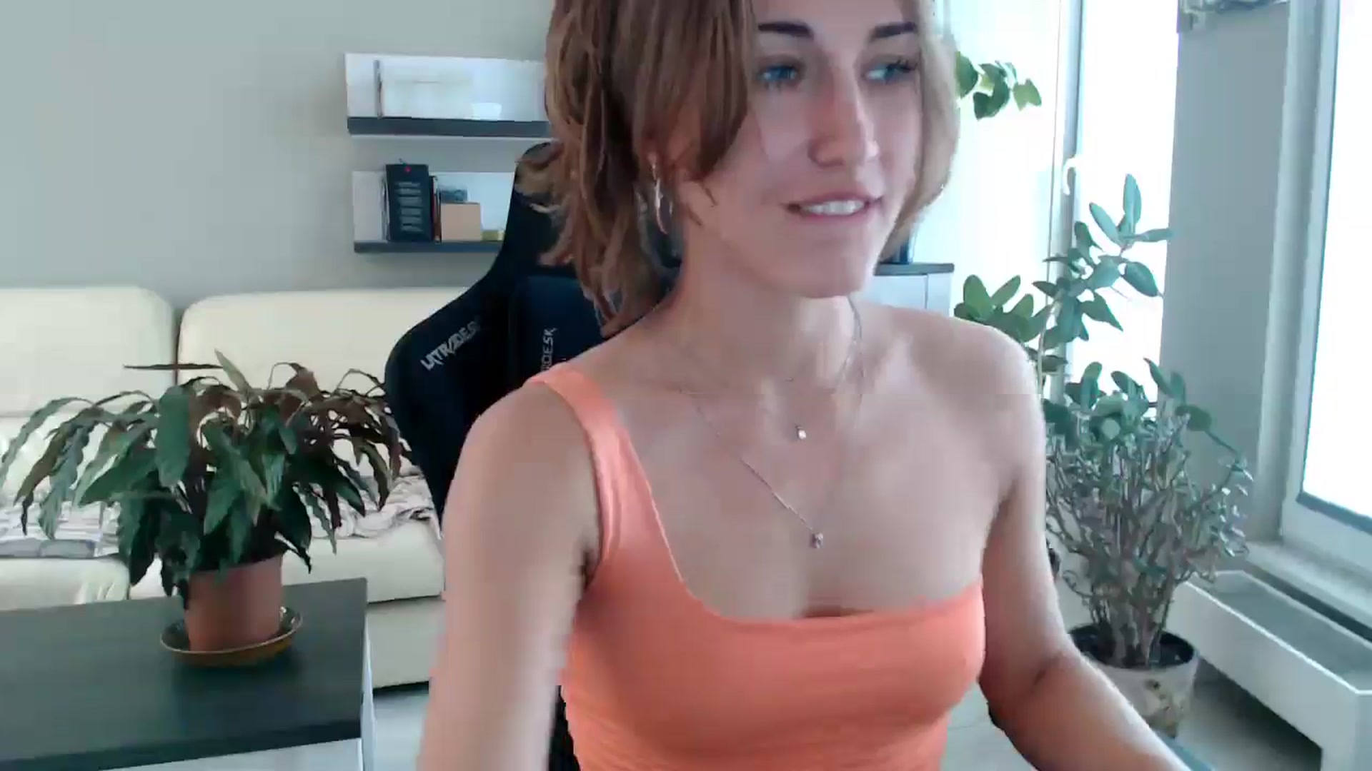 Gallery image thumbnail from GalaxyAnisia's myfreecams stream on, 09/03/2025, 14:35 image 5 of 20