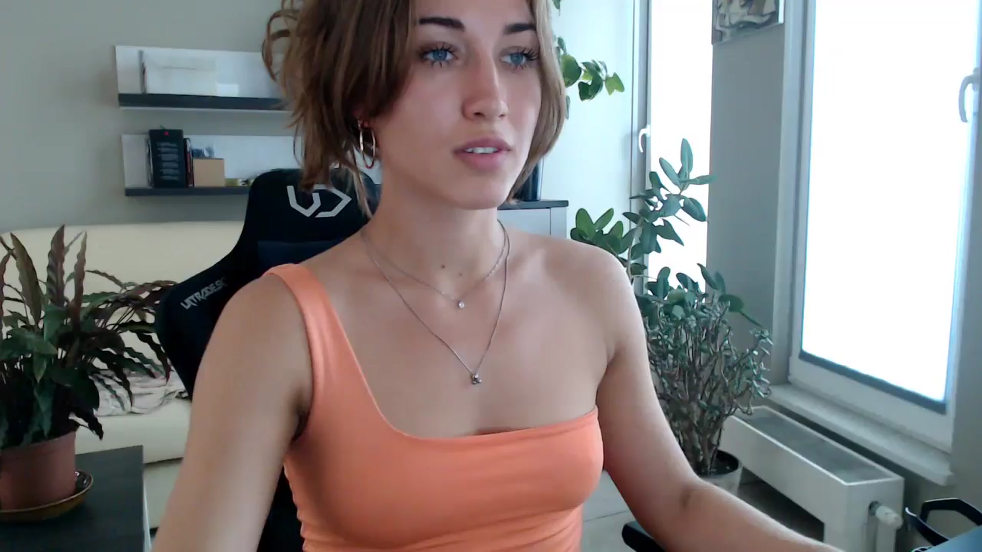 Gallery image thumbnail from GalaxyAnisia's myfreecams stream on, 09/03/2025, 15:14 image 2 of 20
