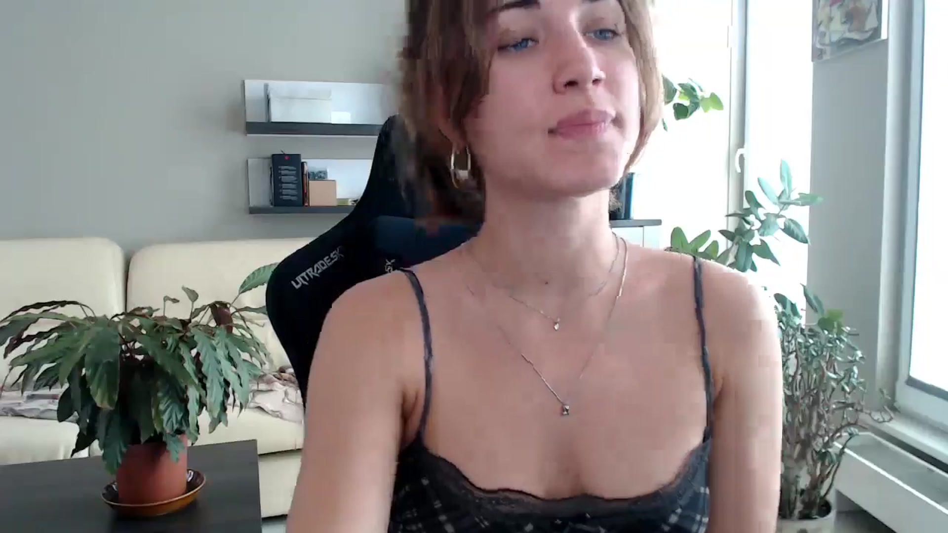 Gallery image thumbnail from GalaxyAnisia's myfreecams stream on, 09/10/2025, 11:11 image 17 of 20
