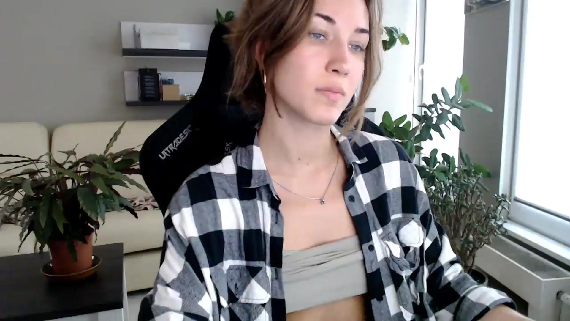 Gallery image thumbnail from GalaxyAnisia's myfreecams stream on, 09/22/2025, 13:27 image 11 of 20