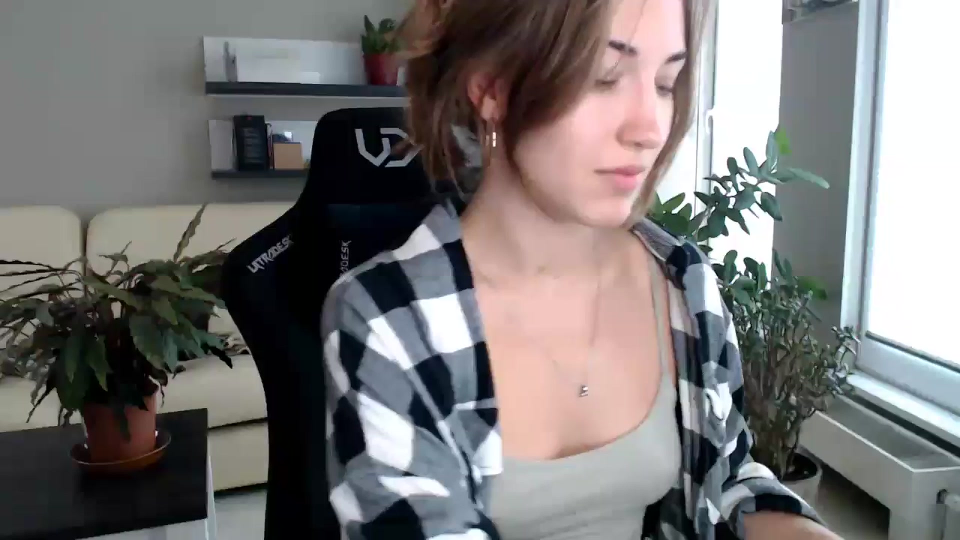 Gallery image thumbnail from GalaxyAnisia's myfreecams stream on, 09/22/2025, 13:27 image 1 of 20