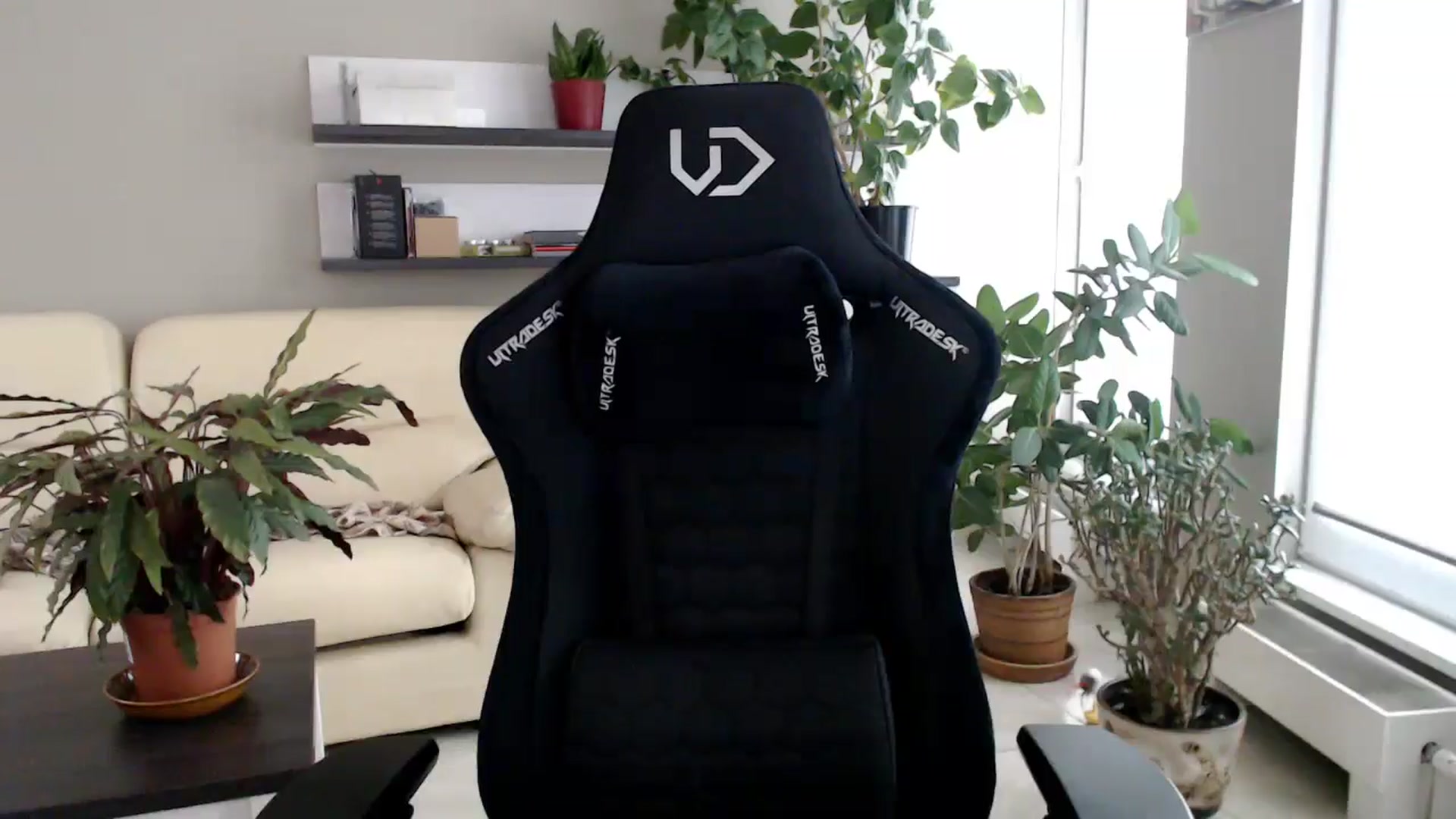 Gallery image thumbnail from GalaxyAnisia's myfreecams stream on, 09/22/2025, 13:27 image 4 of 20