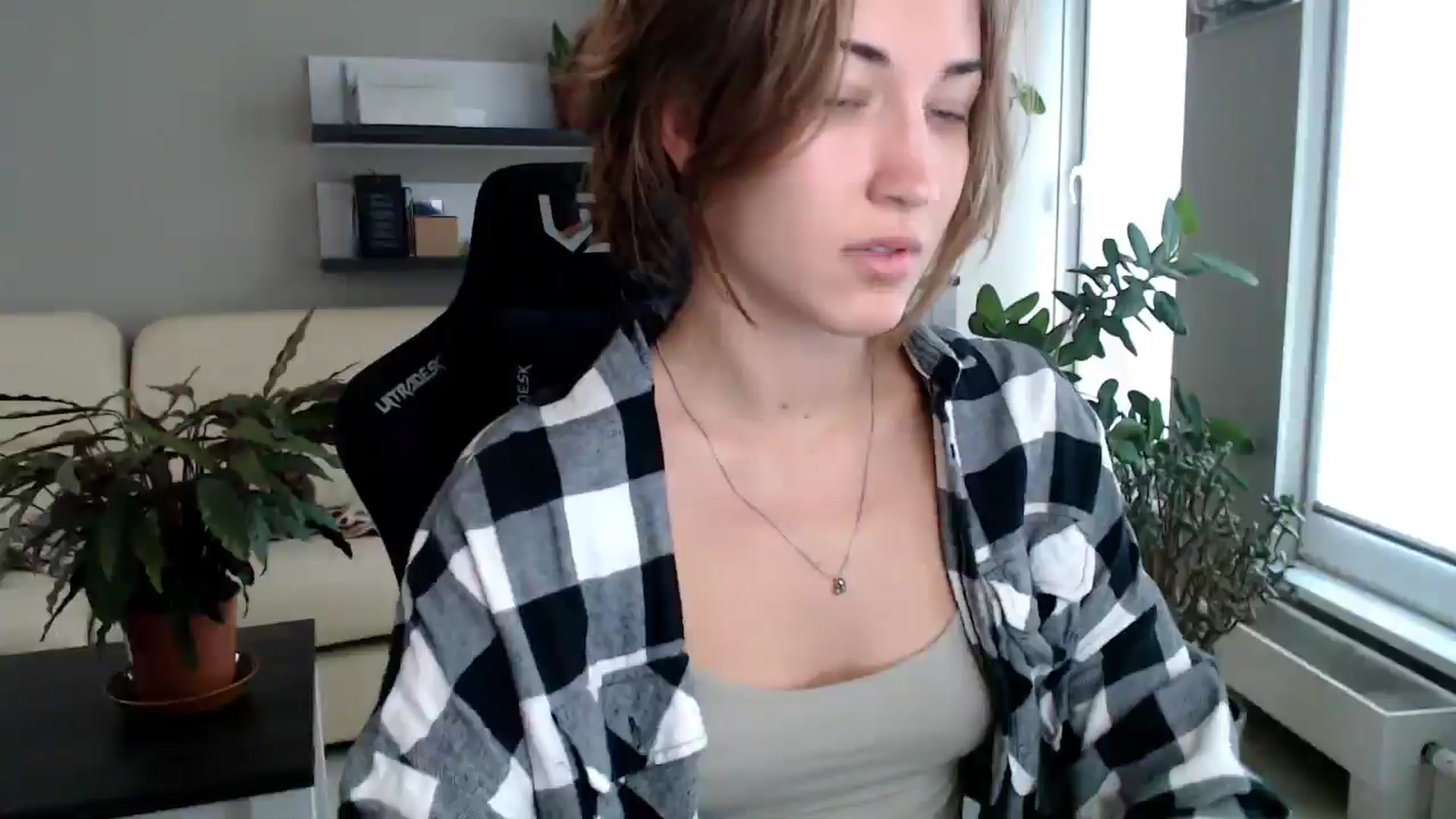 Gallery image thumbnail from GalaxyAnisia's myfreecams stream on, 09/22/2025, 13:27 image 2 of 20