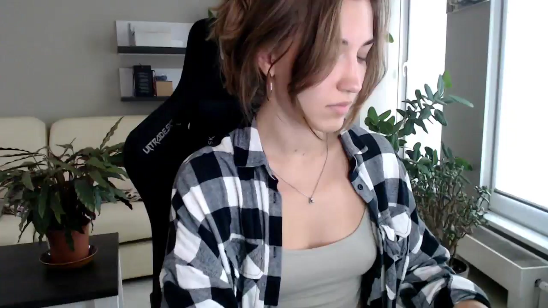 Gallery image thumbnail from GalaxyAnisia's myfreecams stream on, 09/22/2025, 13:27 image 16 of 20