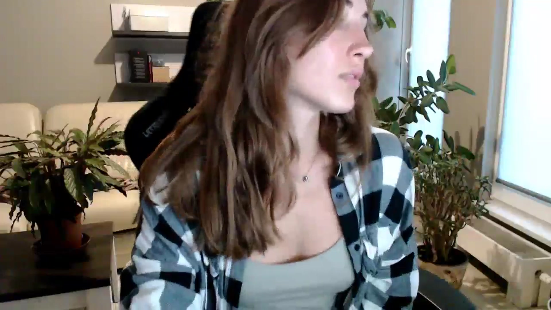Gallery image thumbnail from GalaxyAnisia's myfreecams stream on, 09/22/2025, 15:23 image 6 of 20