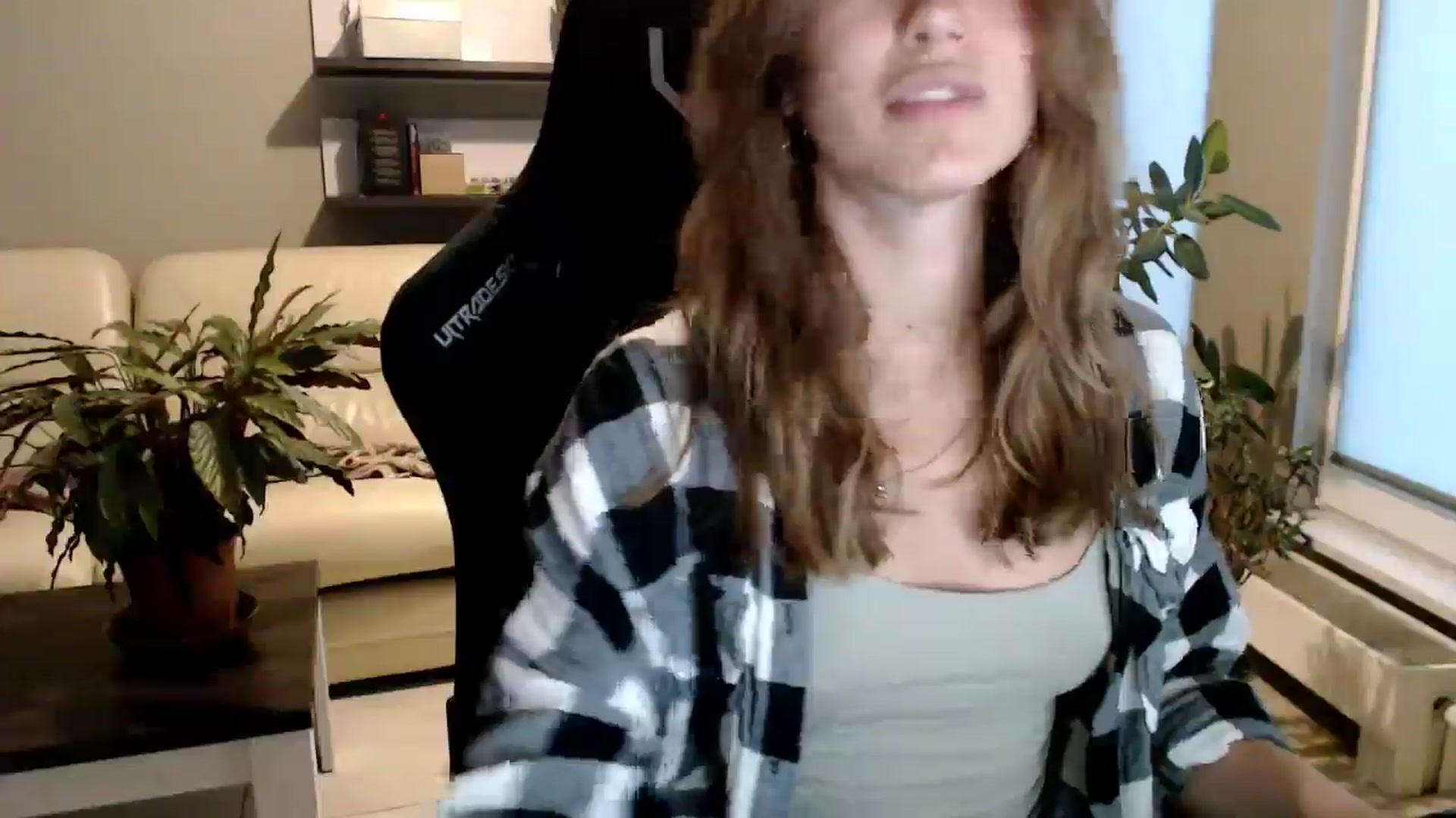 Gallery image thumbnail from GalaxyAnisia's myfreecams stream on, 09/22/2025, 15:23 image 9 of 20