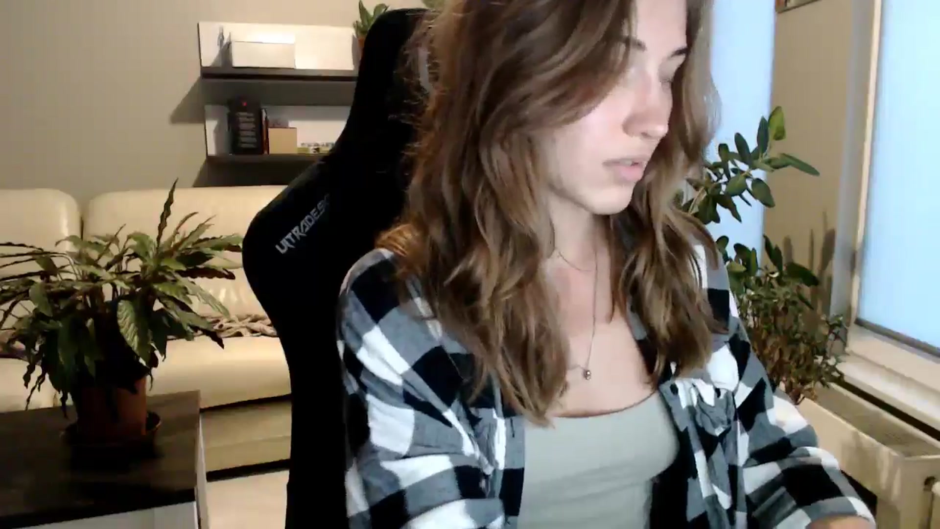 Gallery image thumbnail from GalaxyAnisia's myfreecams stream on, 09/22/2025, 15:23 image 10 of 20