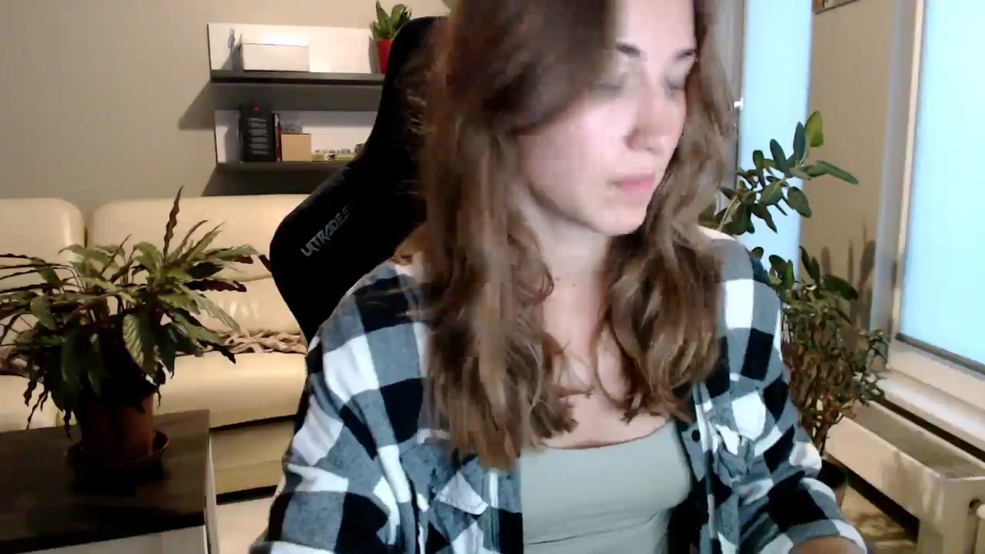 Gallery image thumbnail from GalaxyAnisia's myfreecams stream on, 09/22/2025, 15:23 image 19 of 20