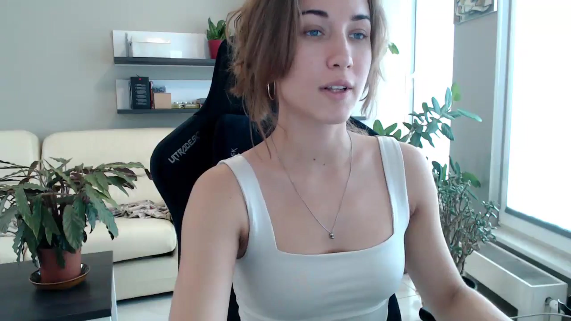 Gallery image thumbnail from GalaxyAnisia's myfreecams stream on, 09/23/2025, 13:08 image 19 of 20
