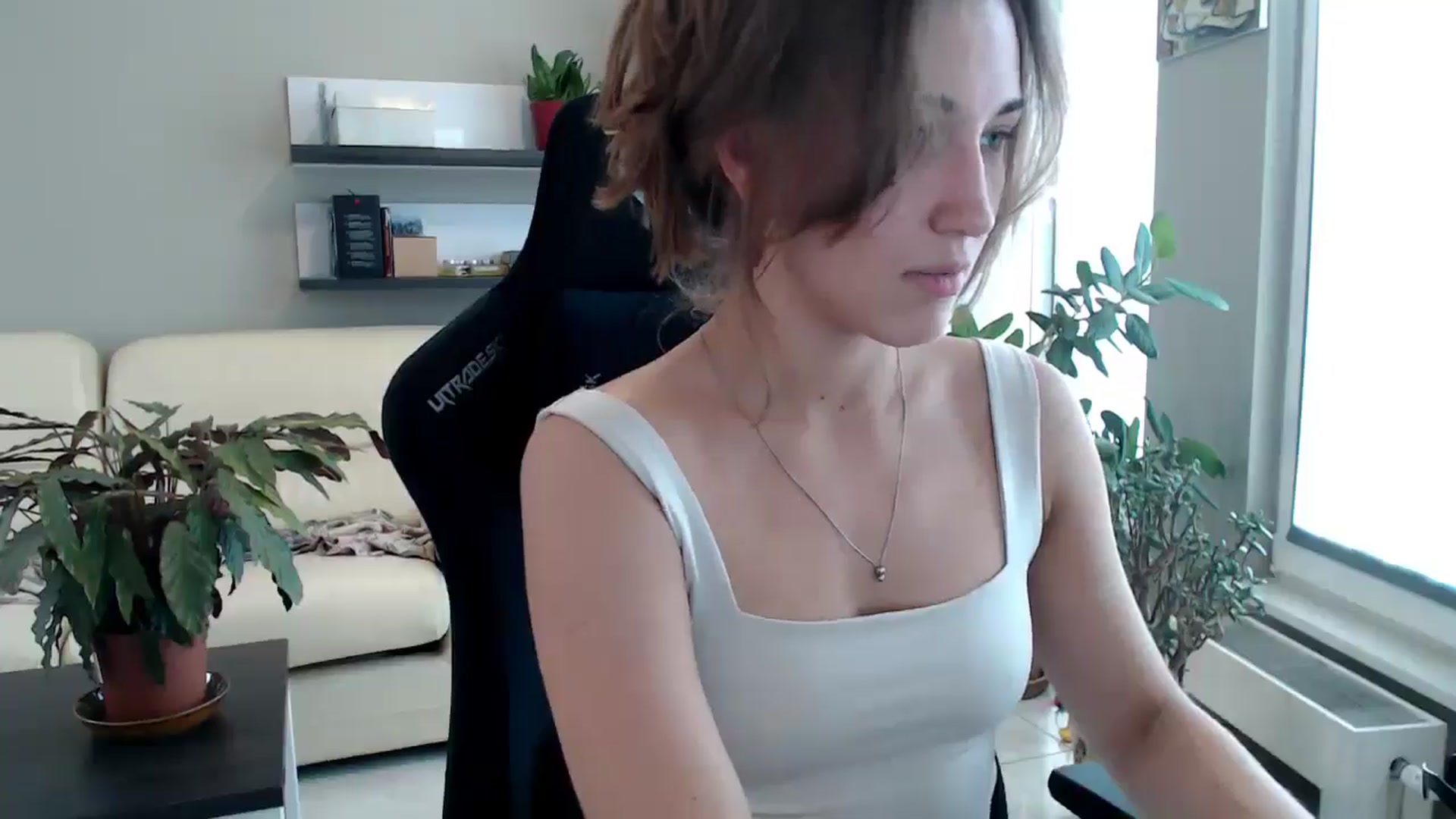 Gallery image thumbnail from GalaxyAnisia's myfreecams stream on, 09/23/2025, 13:08 image 4 of 20