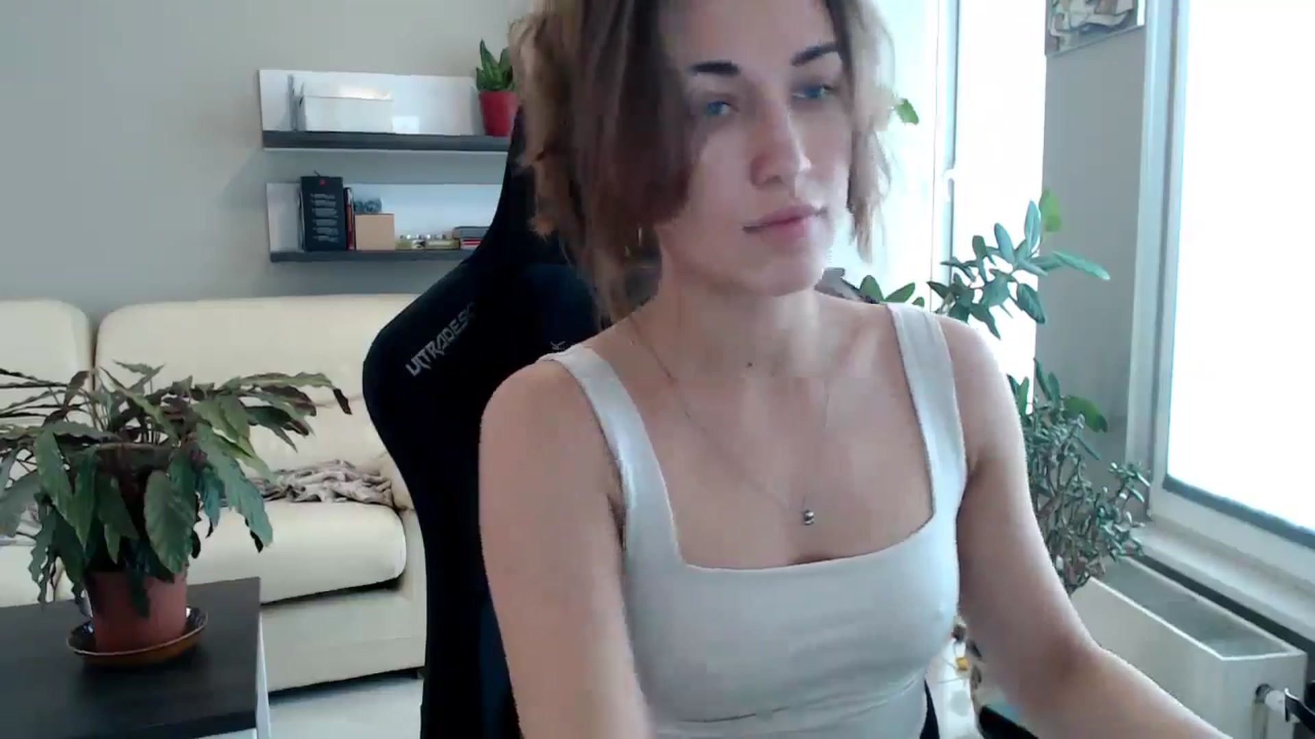 Gallery image thumbnail from GalaxyAnisia's myfreecams stream on, 09/23/2025, 13:08 image 12 of 20