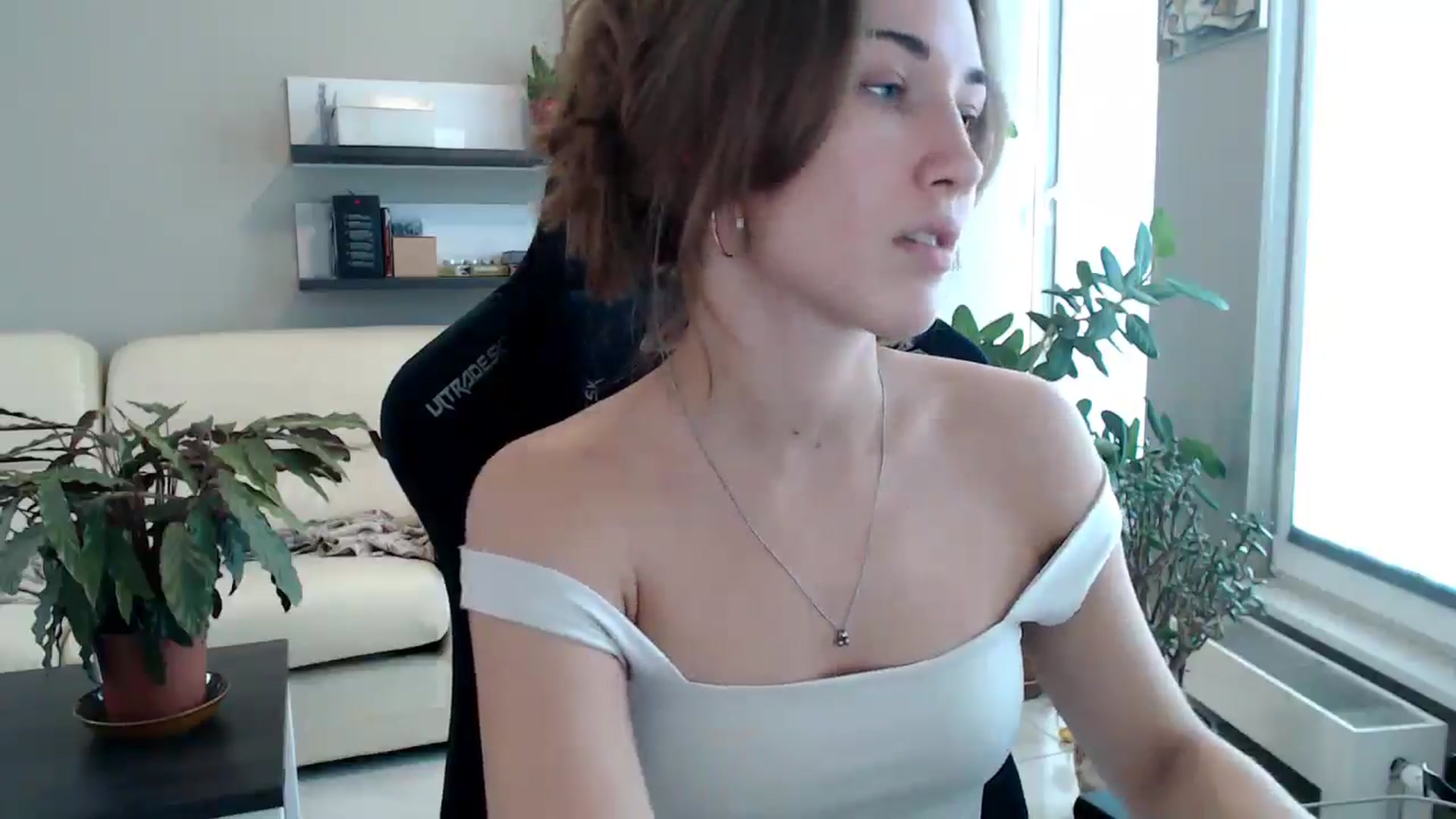 Gallery image thumbnail from GalaxyAnisia's myfreecams stream on, 09/23/2025, 13:28 image 4 of 20